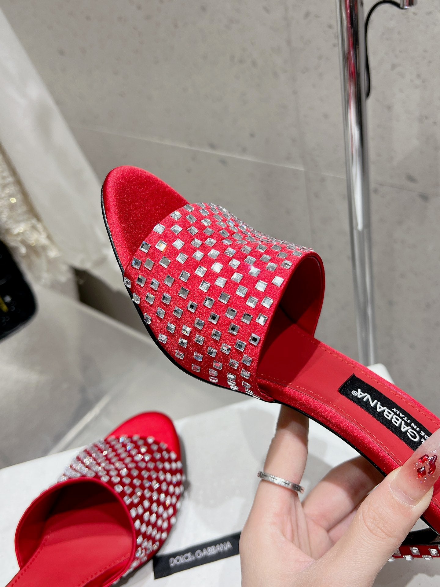 LuxluxHouse Best Quality Dolce & Gabbana Women Shoes