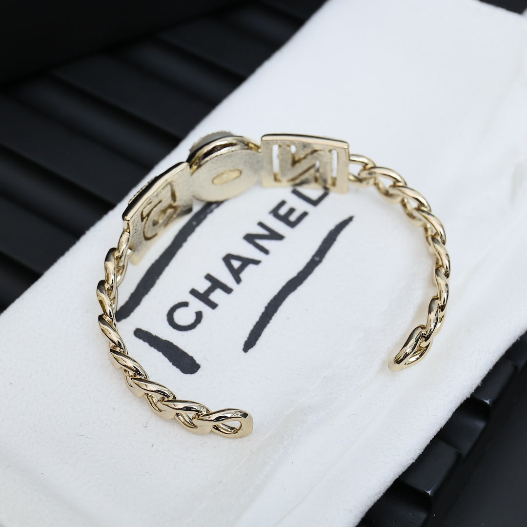 LuxluxHouse Best Quality Accessories Bracelet Bracelet Earrings Chanel Earrings
