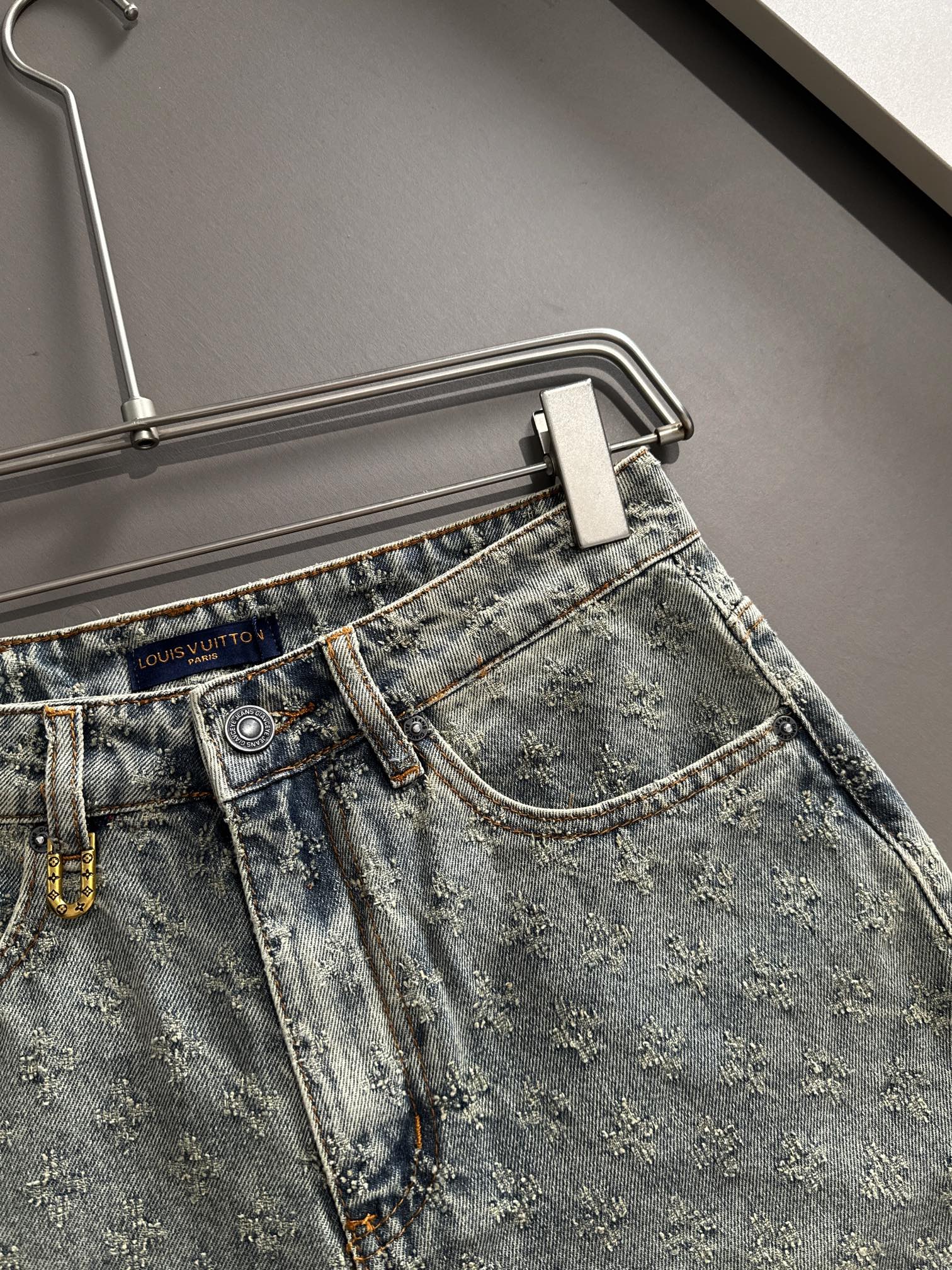 LuxluxHouse Best Quality Clothes Pants Louis Vuitton