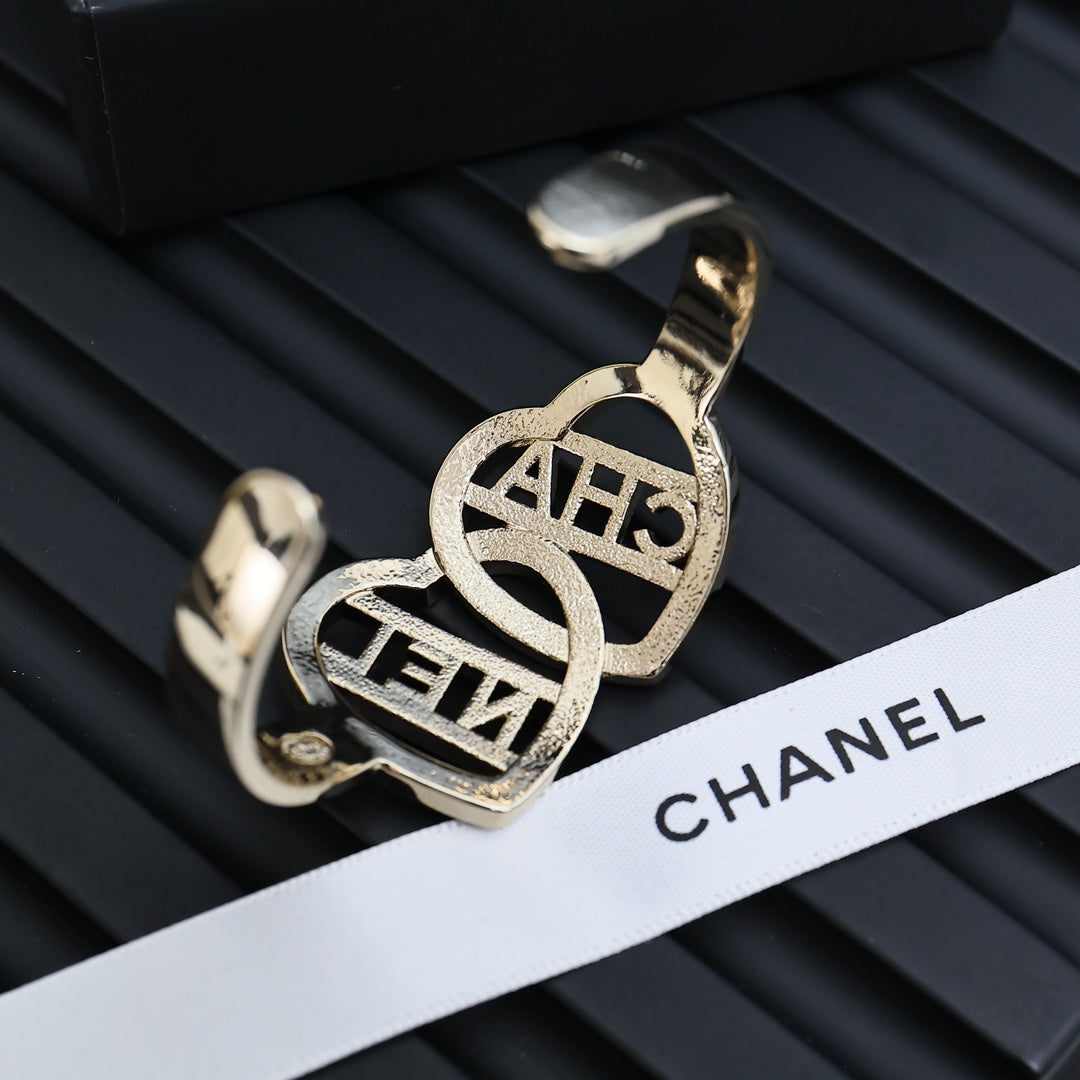 LuxluxHouse Best Quality Accessories Bracelet Bracelet Earrings Chanel Earrings