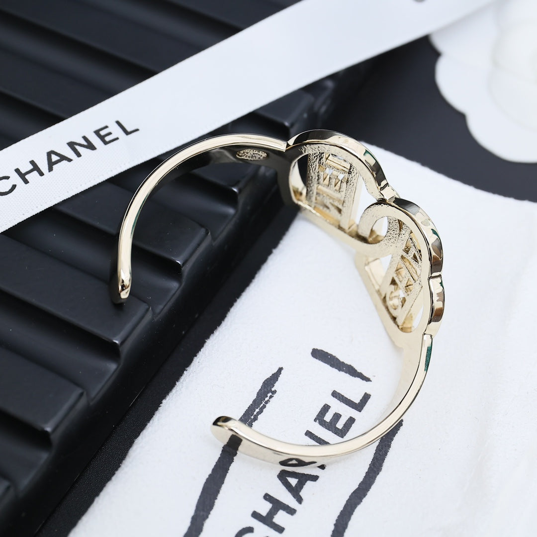 LuxluxHouse Best Quality Accessories Bracelet Bracelet Earrings Chanel Earrings