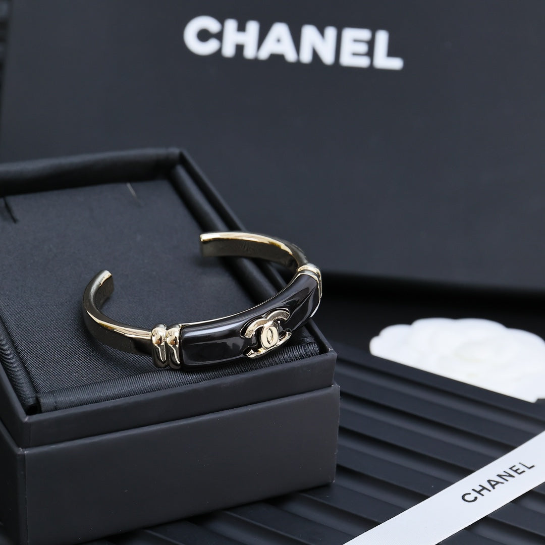 LuxluxHouse Best Quality Accessories Bracelet Bracelet Earrings Chanel Earrings
