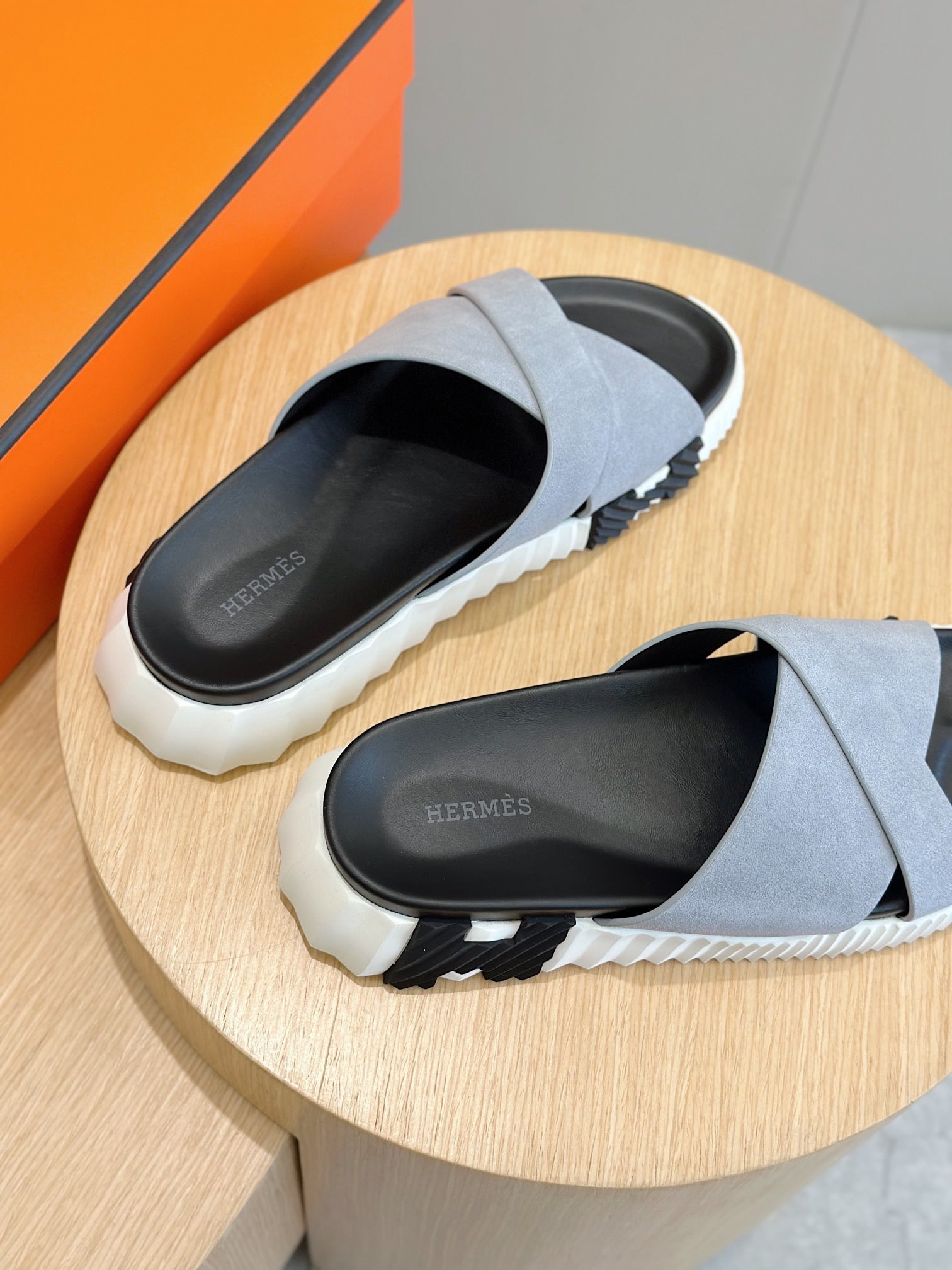 LuxluxHouse Best Quality Sandals Hermes