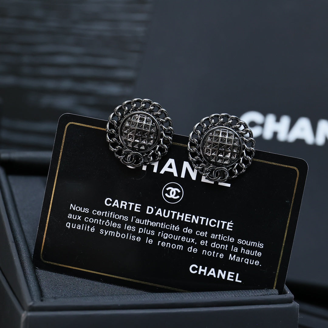 LuxluxHouse Best Quality Accessories Chanel Earrings