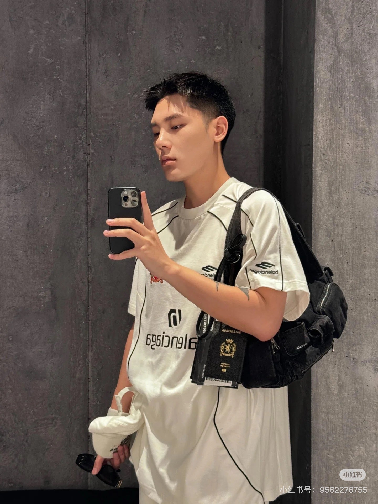 LuxluxHouse Best Quality Clothes Balenciaga T-shirt