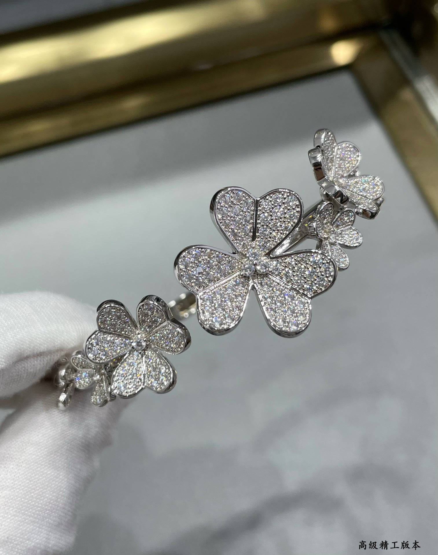 LuxluxHouse Best Quality Accessories Van Cleef & Arpels