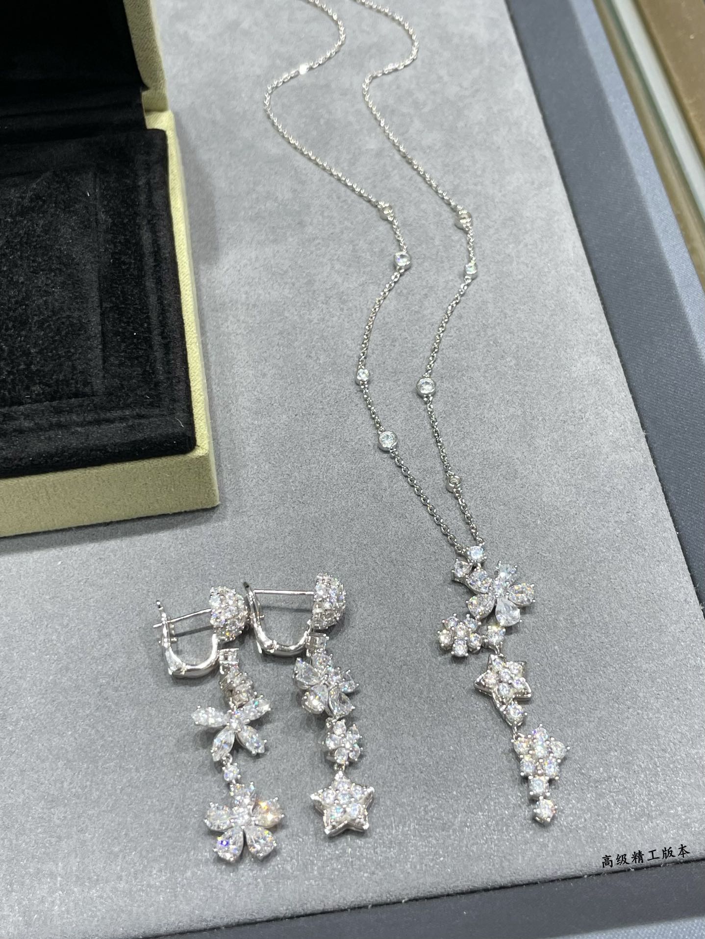 LuxluxHouse Best Quality Accessories Van Cleef & Arpels