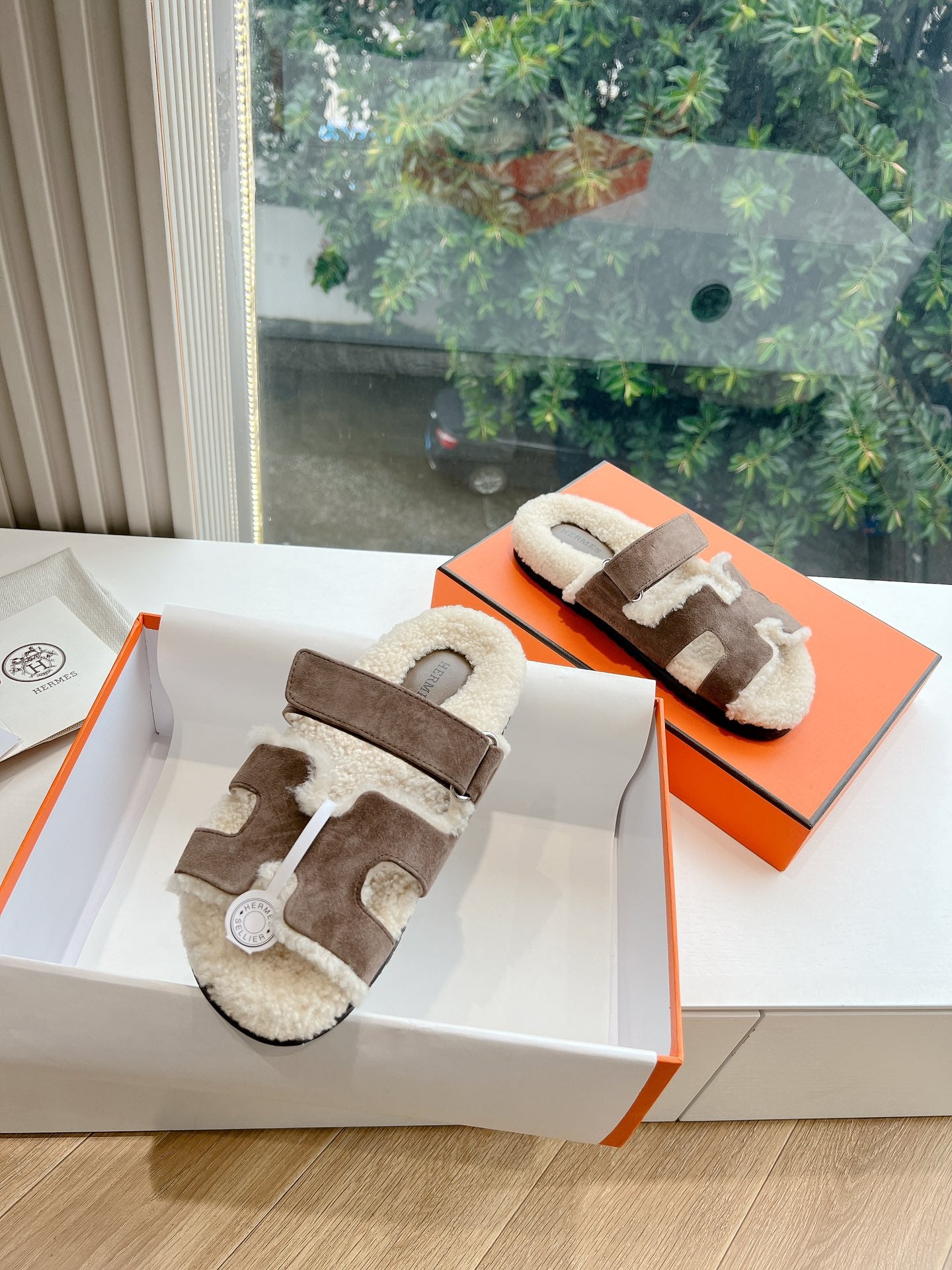 LuxluxHouse Best Quality Women Shoes Hermes