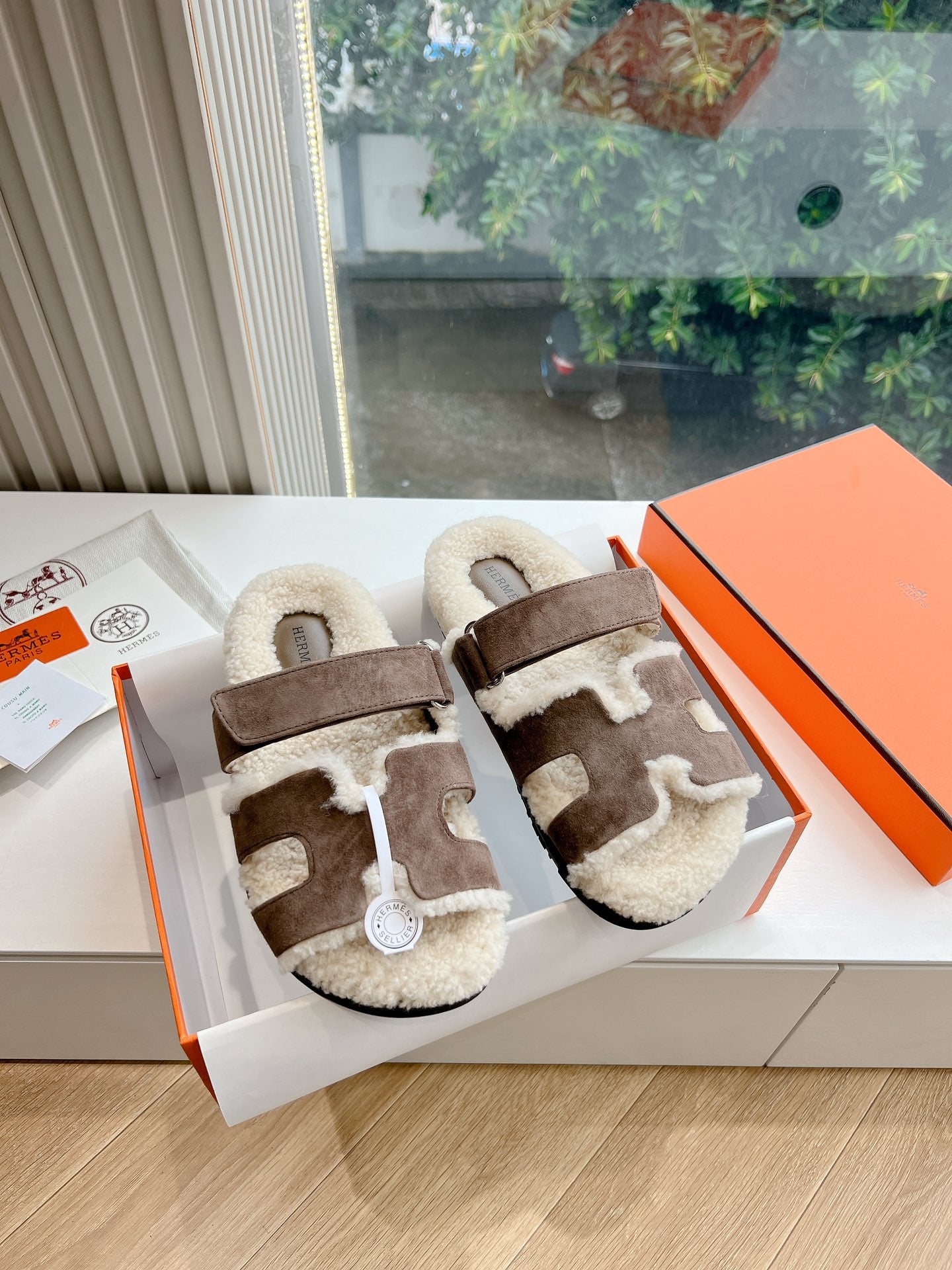 LuxluxHouse Best Quality Women Shoes Hermes