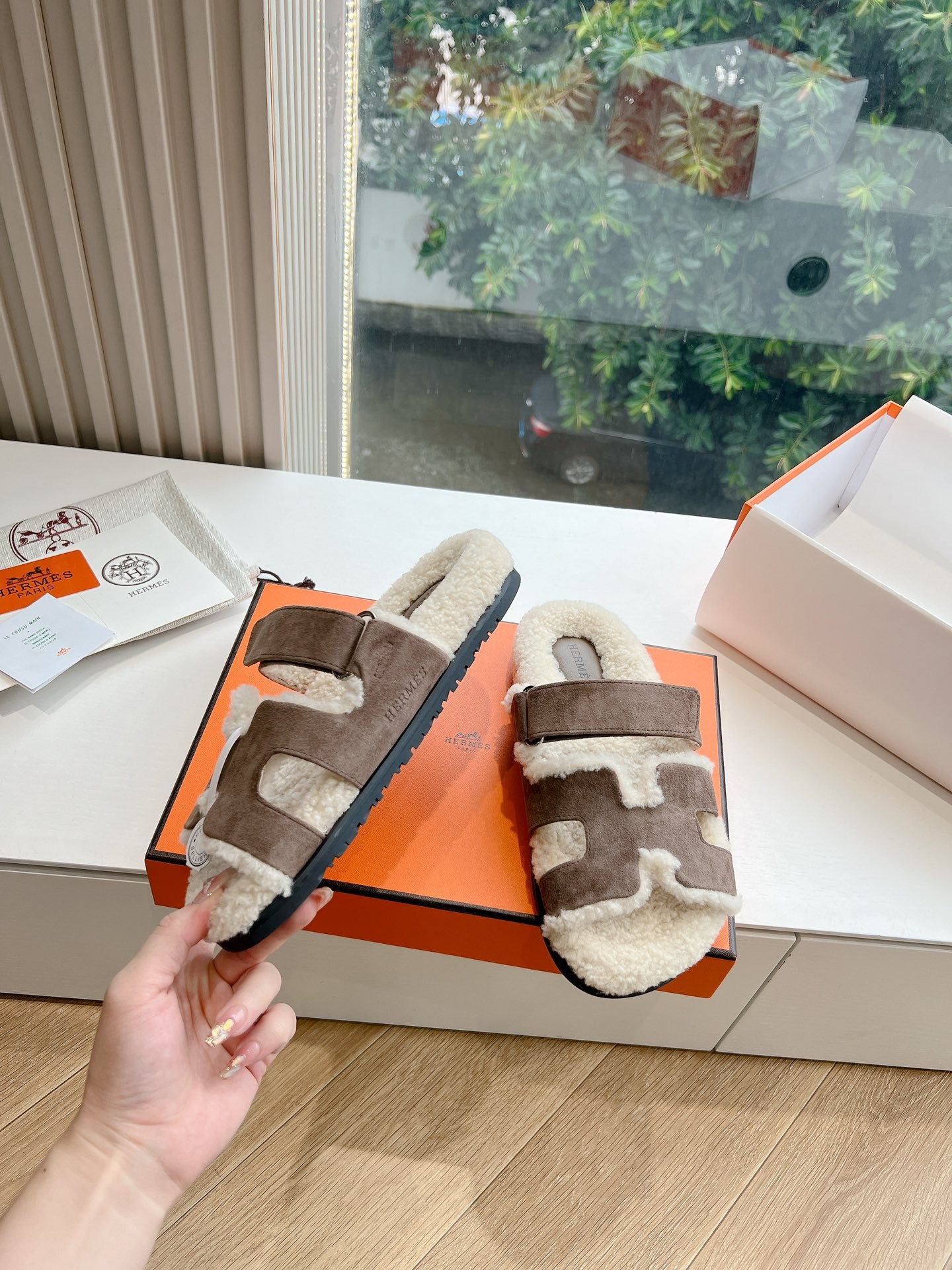 LuxluxHouse Best Quality Women Shoes Hermes