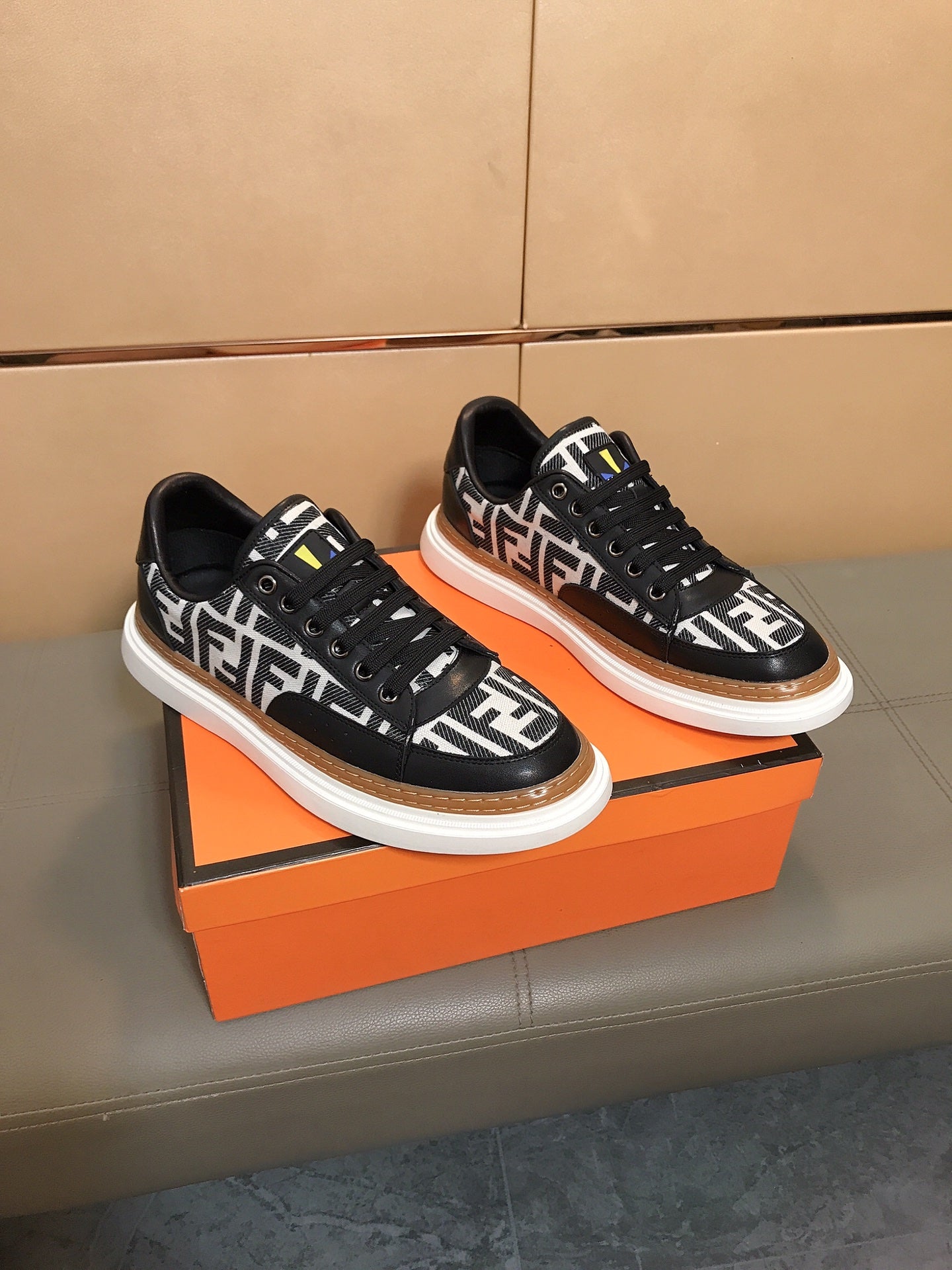 LuxluxHouse Best Quality Shoes Fendi