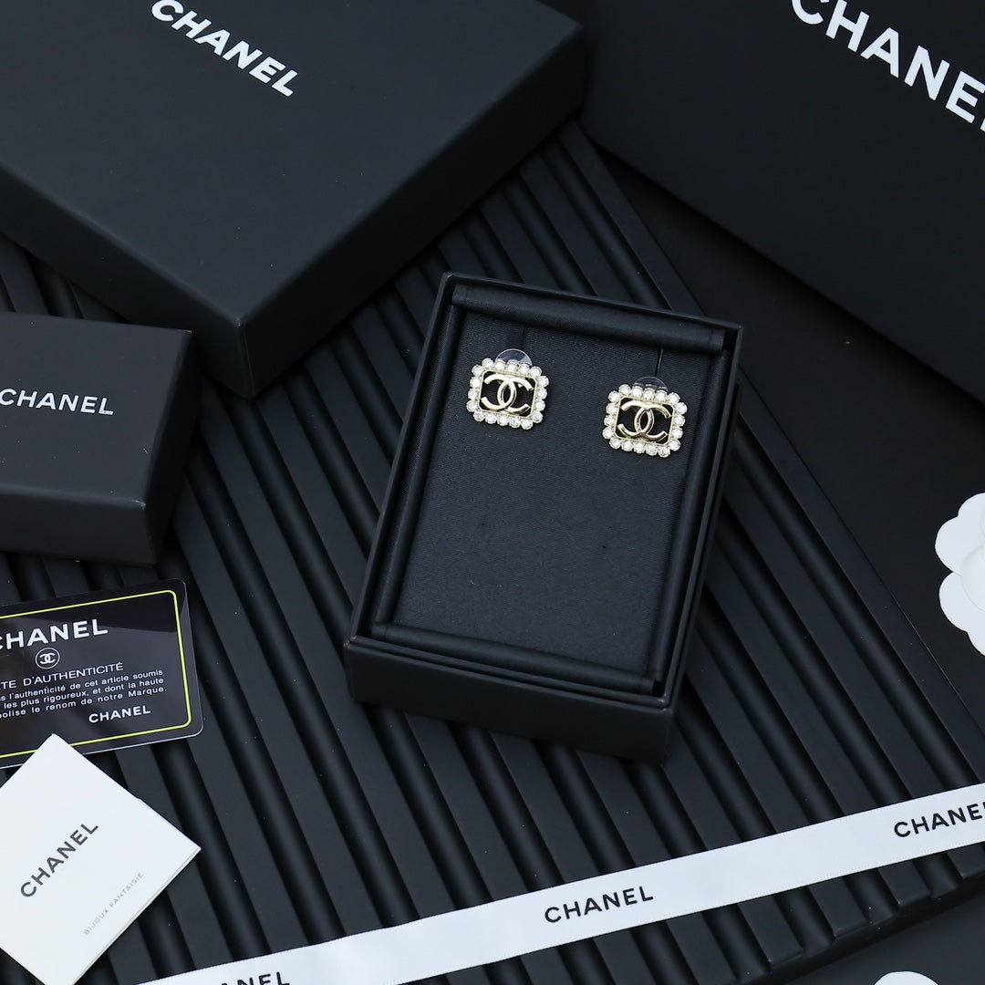 LuxluxHouse Best Quality Accessories Chanel Earrings