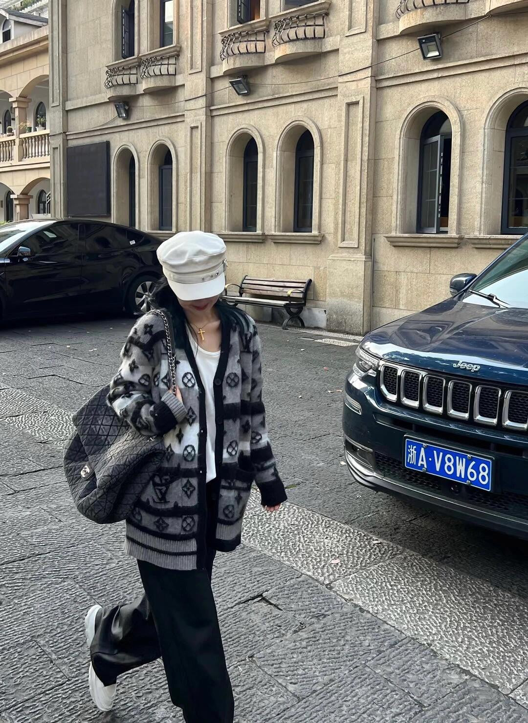 LuxluxHouse Best Quality Clothes Hoodie & Sweater Louis Vuitton