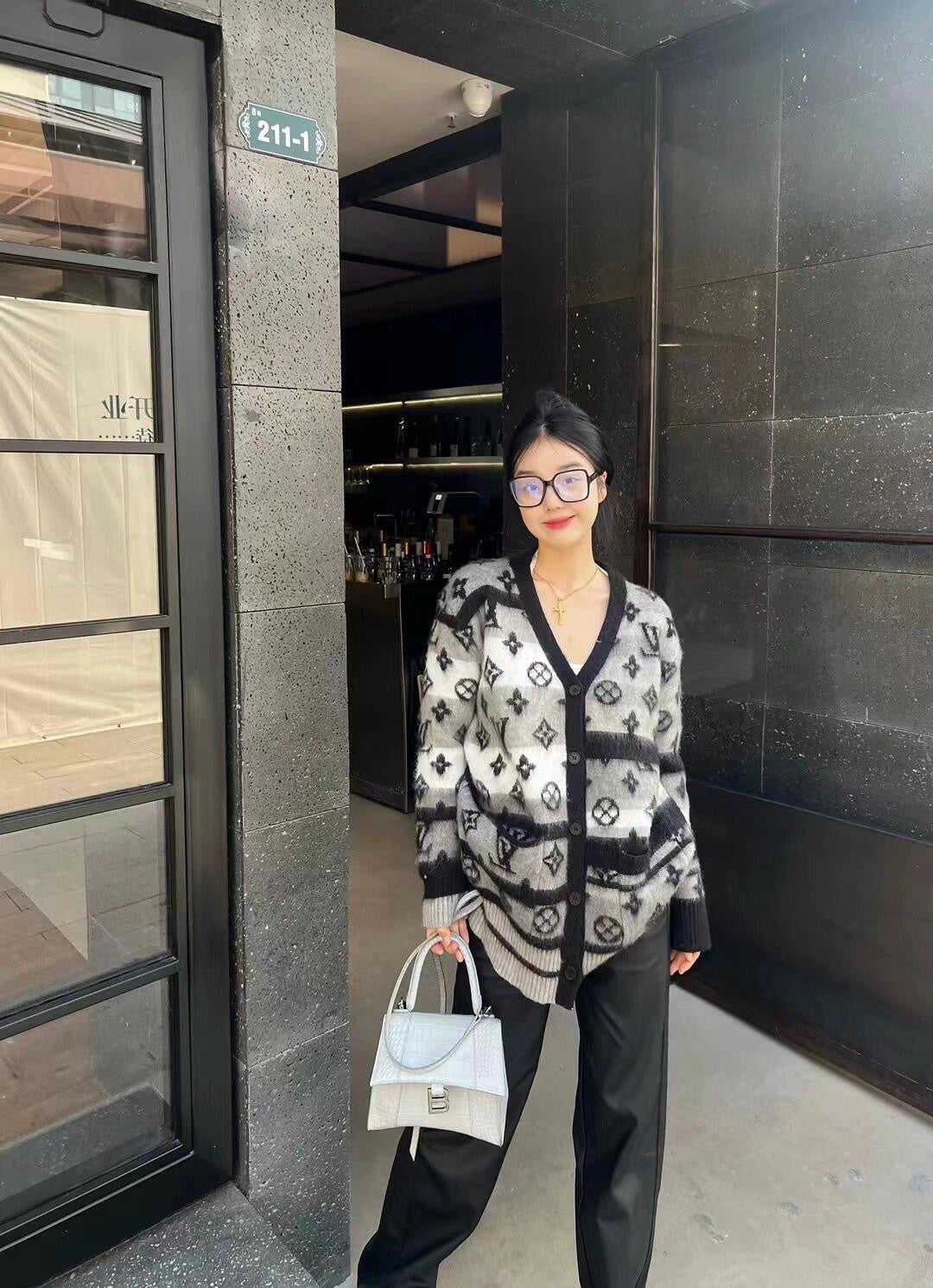 LuxluxHouse Best Quality Clothes Hoodie & Sweater Louis Vuitton