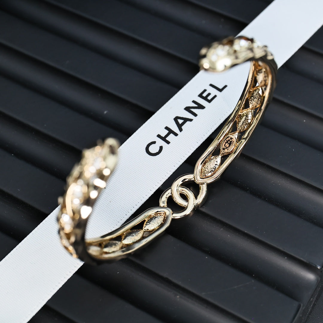 LuxluxHouse Best Quality Accessories Bracelet Bracelet Earrings Chanel Earrings