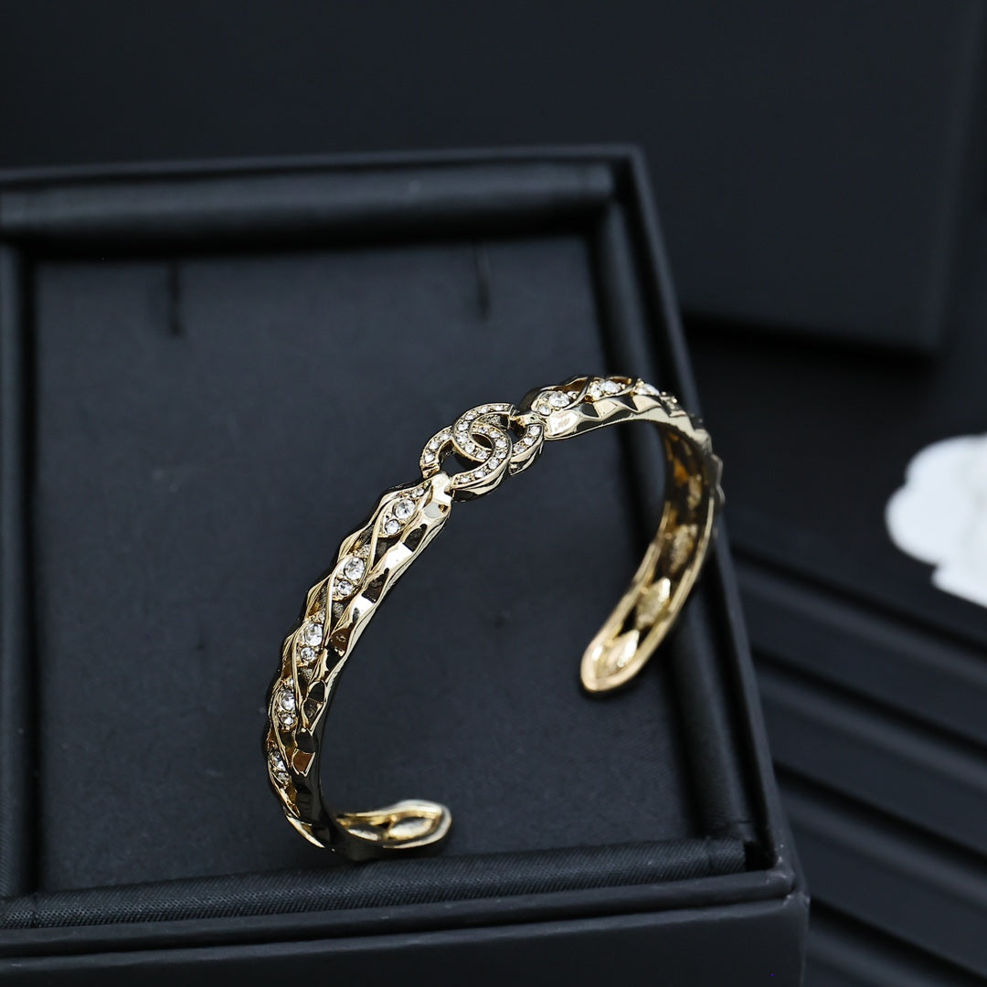 LuxluxHouse Best Quality Accessories Bracelet Bracelet Earrings Chanel Earrings