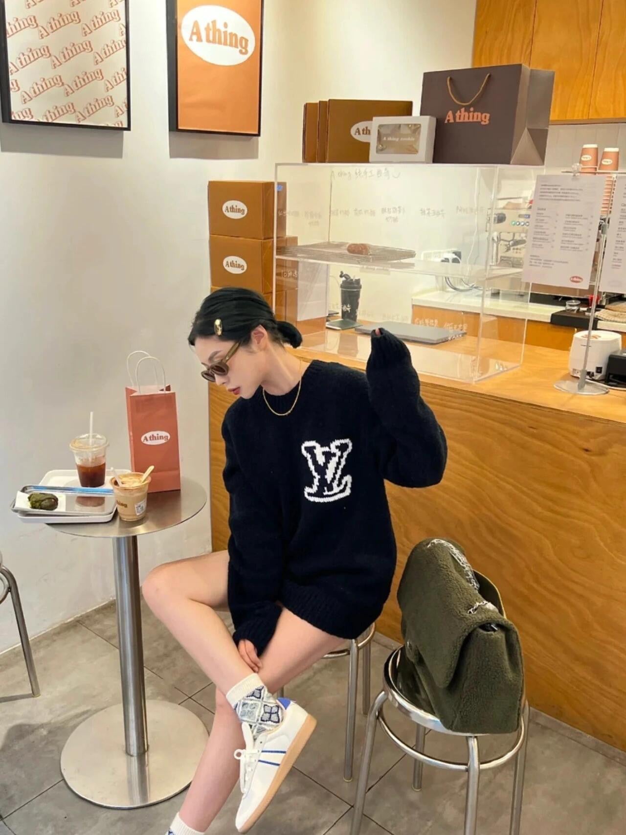 LuxluxHouse Best Quality Clothes Hoodie & Sweater Louis Vuitton