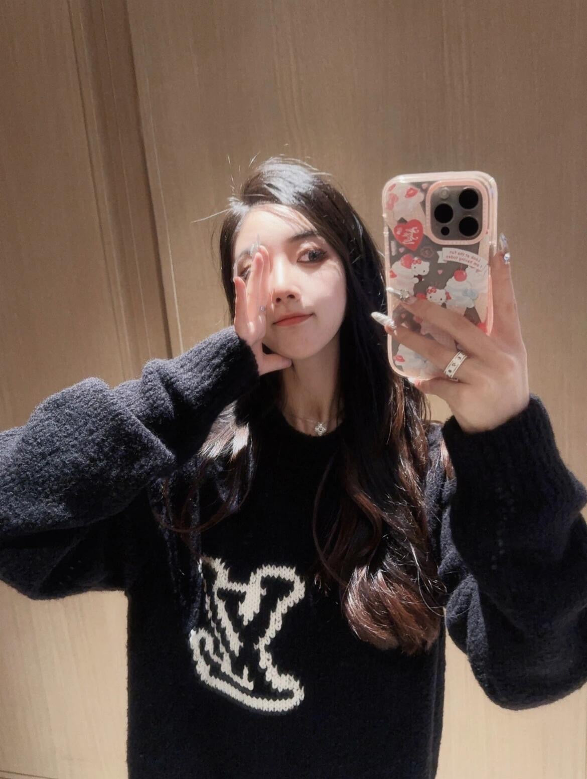 LuxluxHouse Best Quality Clothes Hoodie & Sweater Louis Vuitton