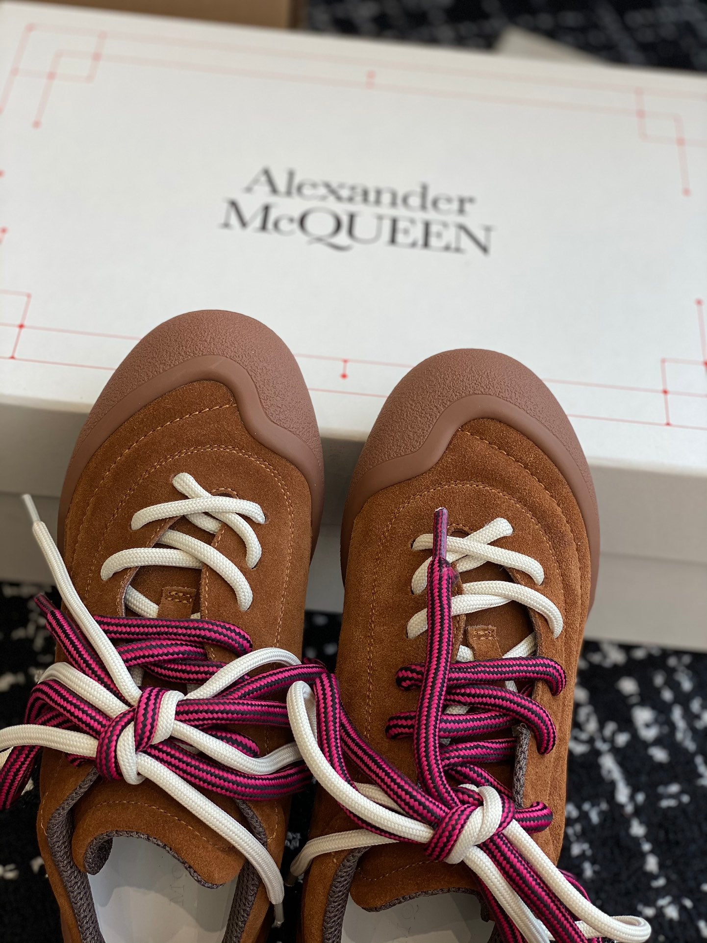 LuxluxHouse Best Quality Shoes Alexander McQueen