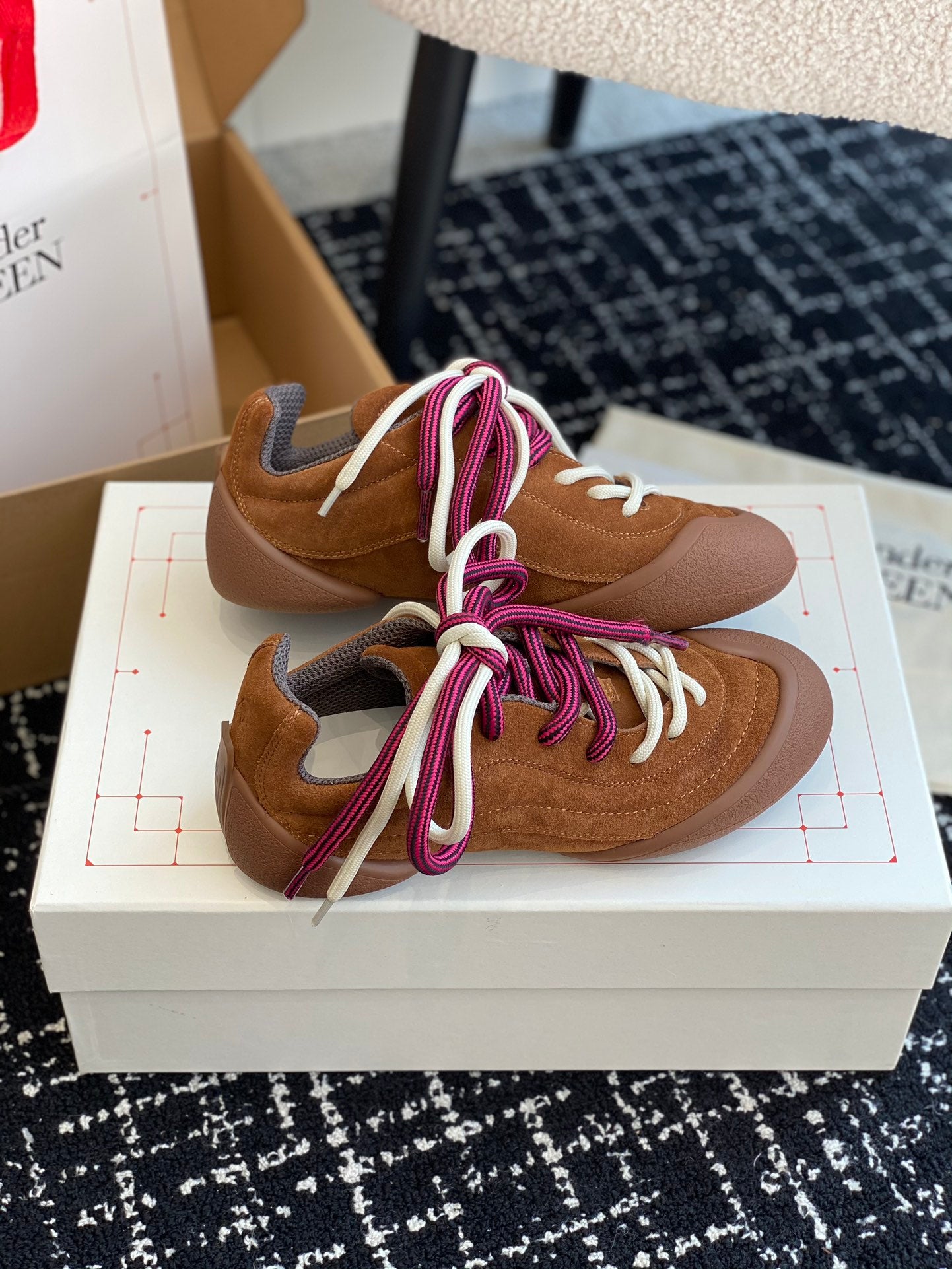 LuxluxHouse Best Quality Shoes Alexander McQueen