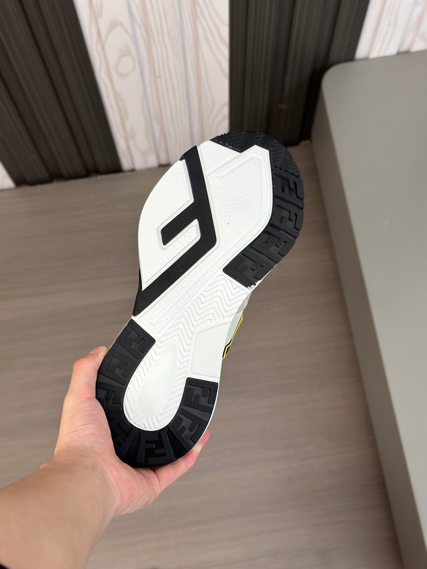 LuxluxHouse Best Quality Shoes Fendi