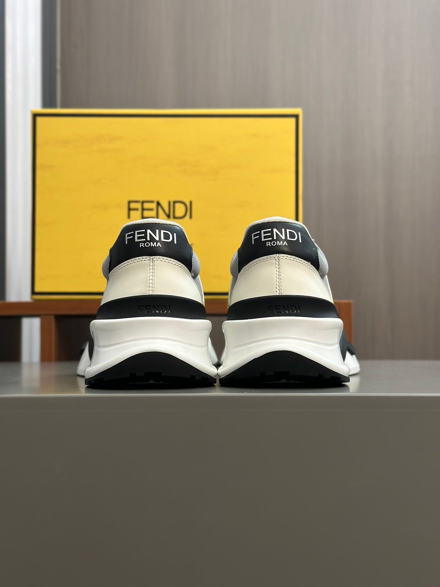 LuxluxHouse Best Quality Shoes Fendi