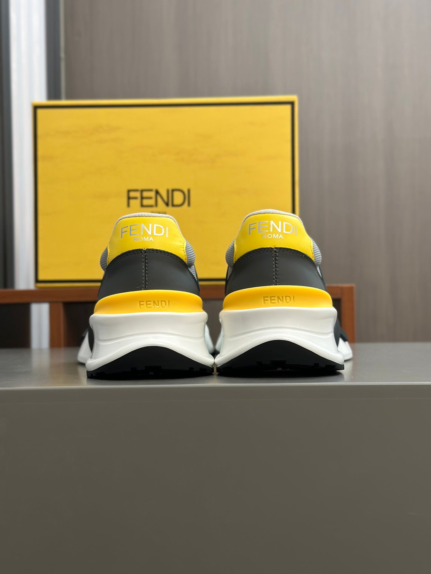 LuxluxHouse Best Quality Shoes Fendi