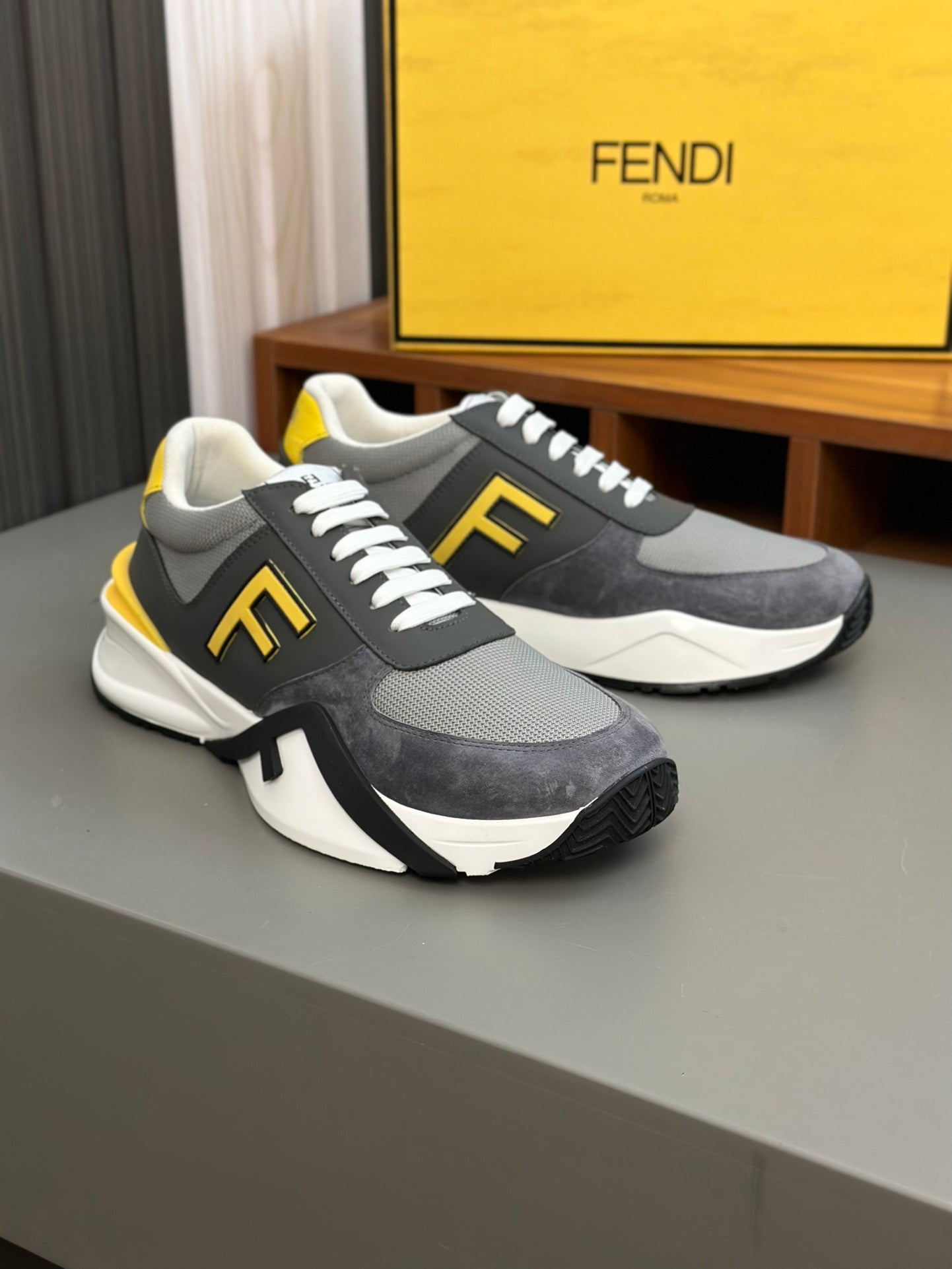 LuxluxHouse Best Quality Shoes Fendi