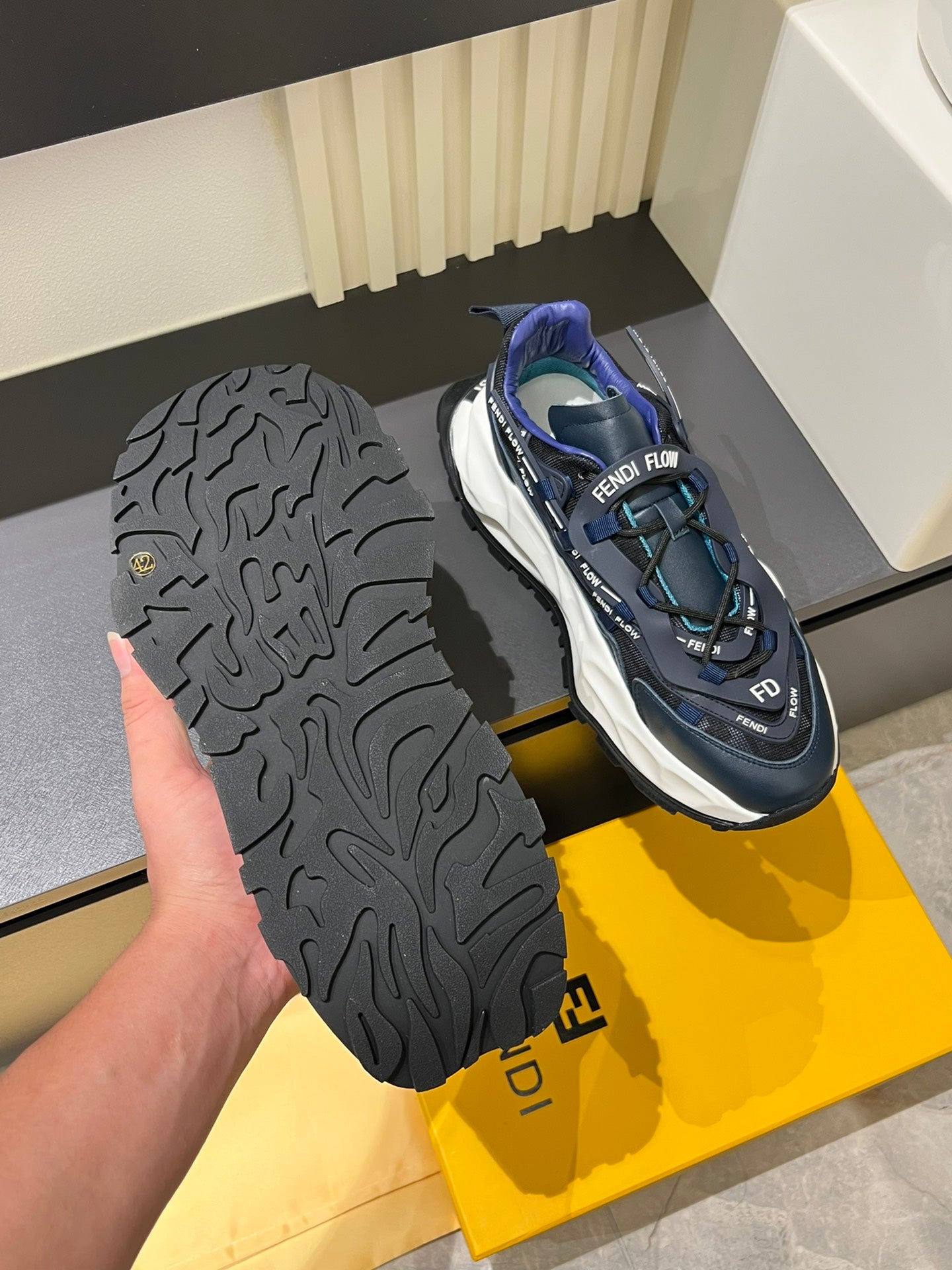 LuxluxHouse Best Quality Shoes Fendi