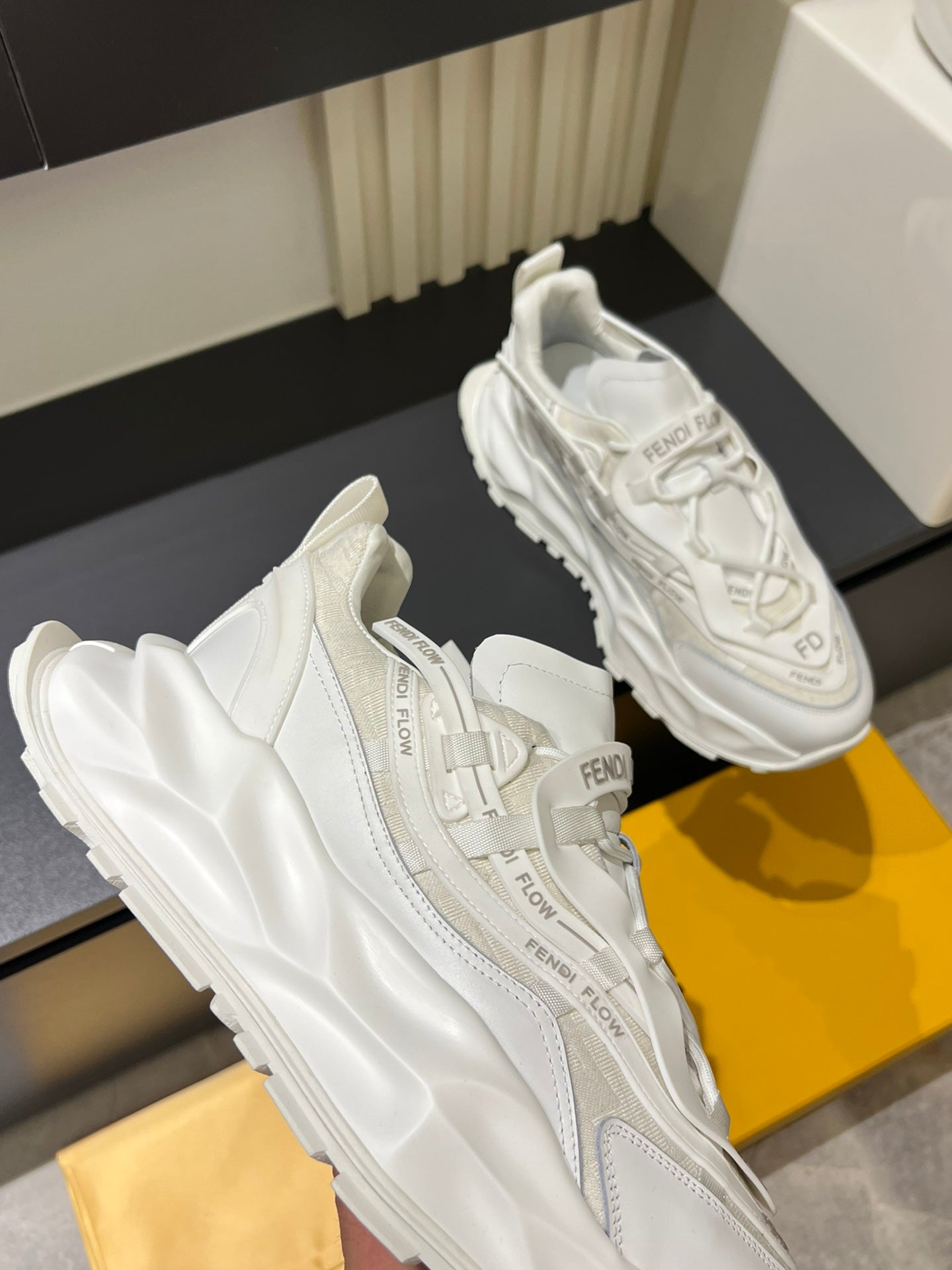 LuxluxHouse Best Quality Shoes Fendi