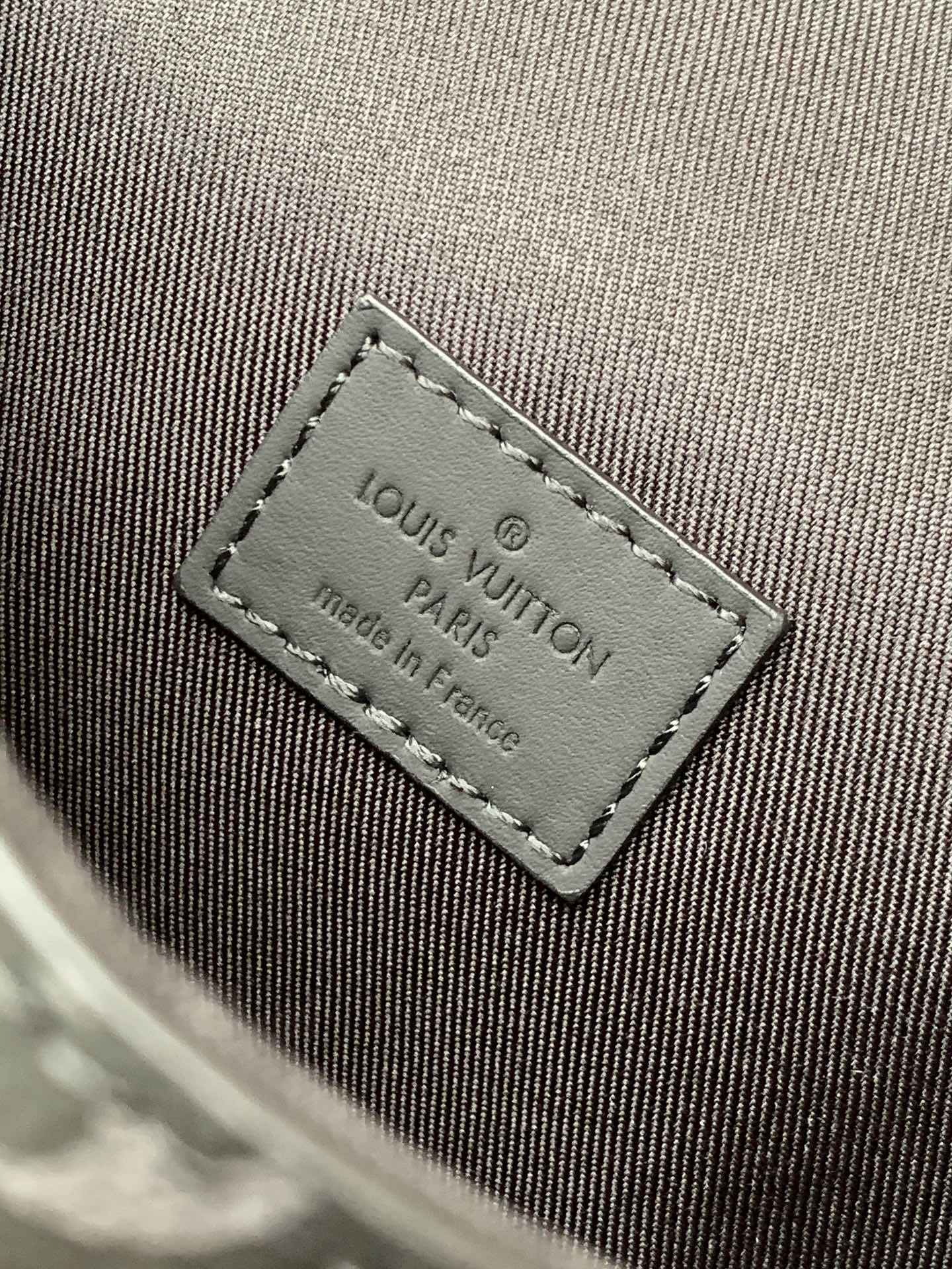 LuxluxHouse Best Quality Bags Louis Vuitton Men
