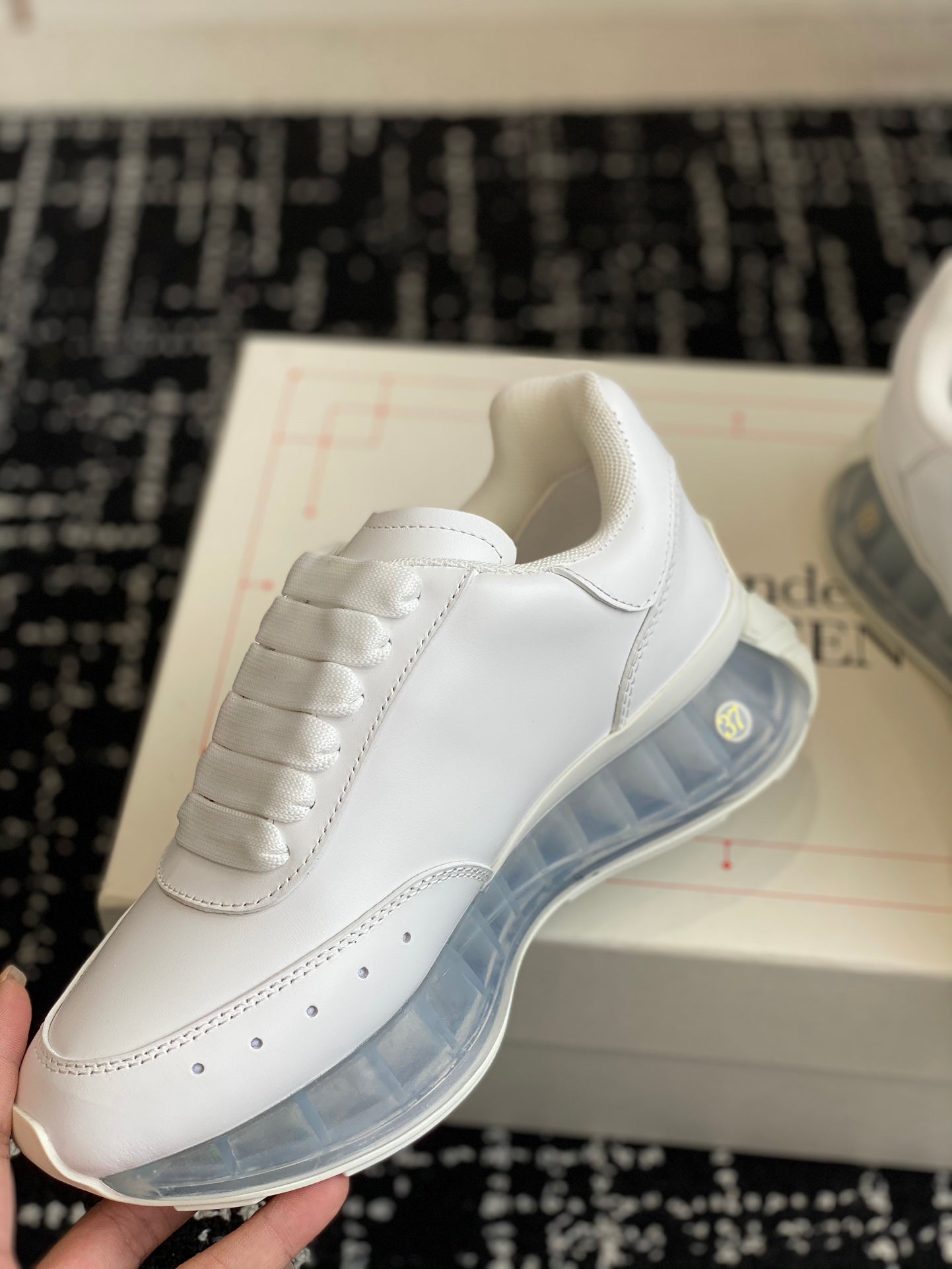 LuxluxHouse Best Quality Shoes Alexander McQueen