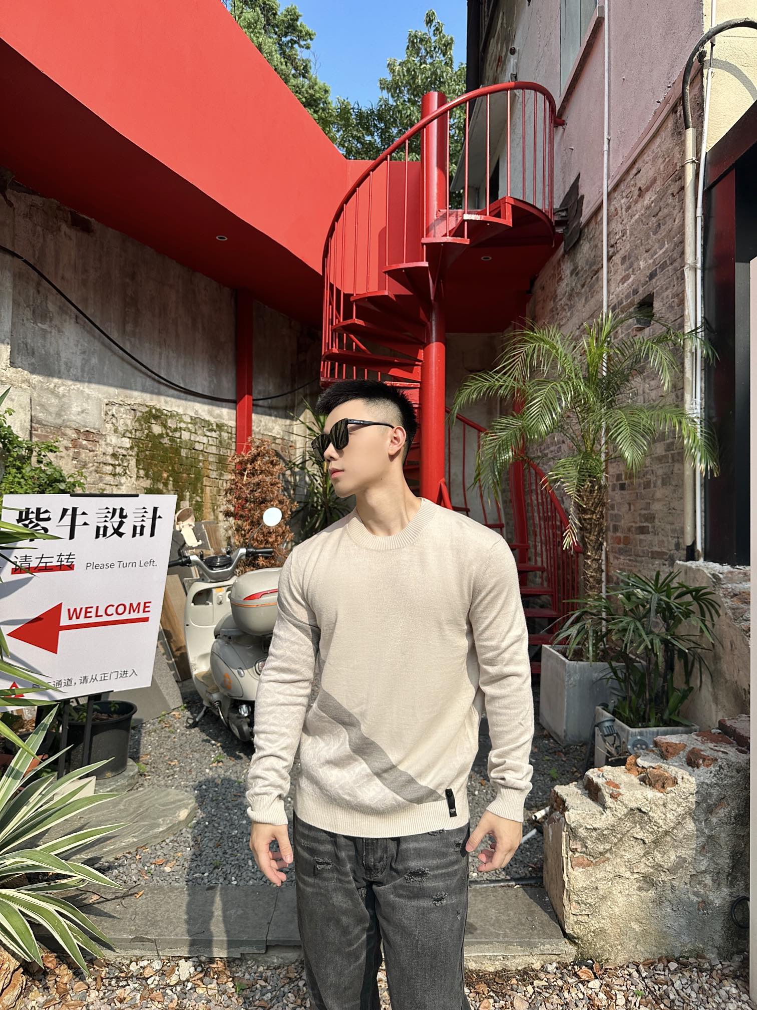 LuxluxHouse Best Quality Clothes Fendi Hoodie & Sweater