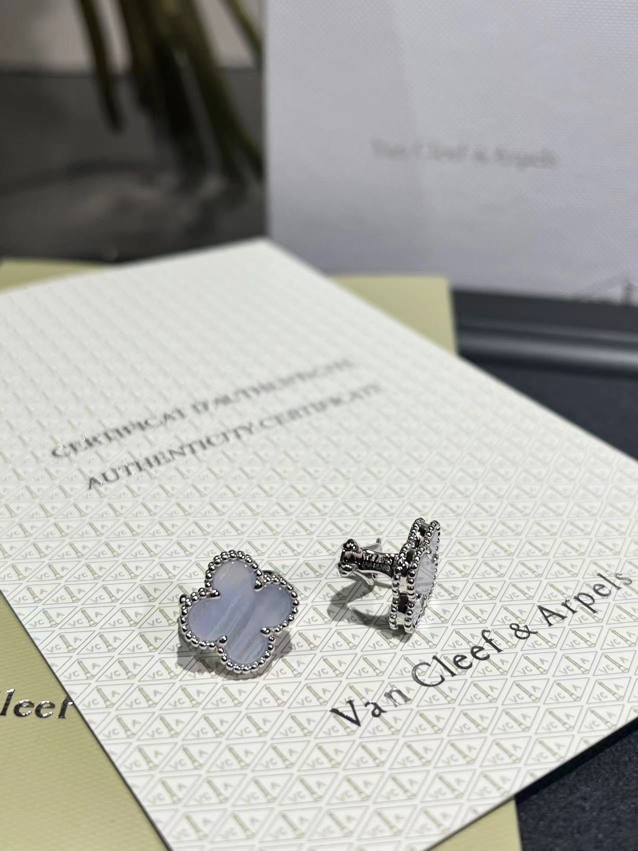 LuxluxHouse Best Quality Accessories Earrings Van Cleef & Arpels