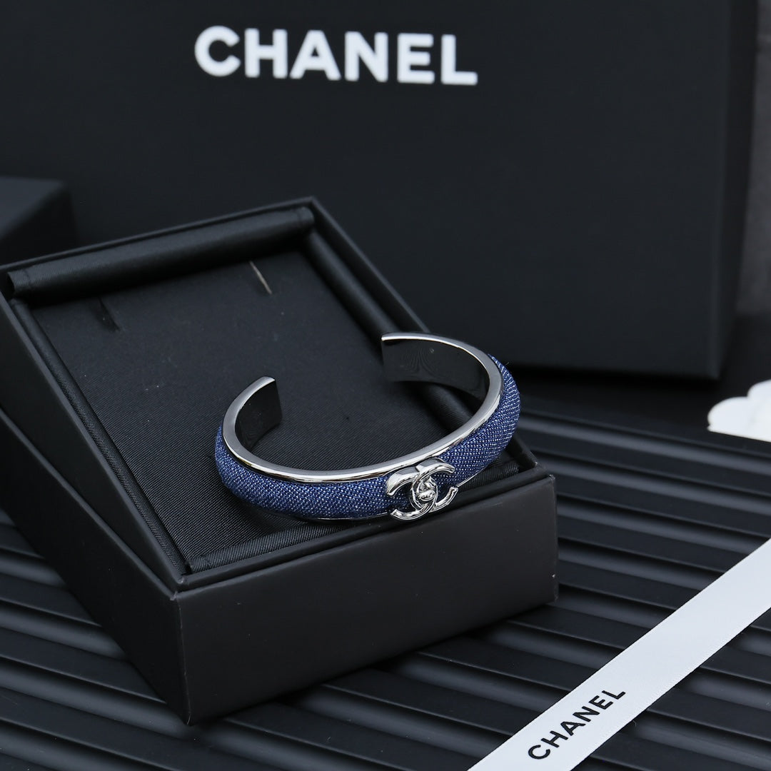 LuxluxHouse Best Quality Accessories Bracelet Bracelet Earrings Chanel Earrings