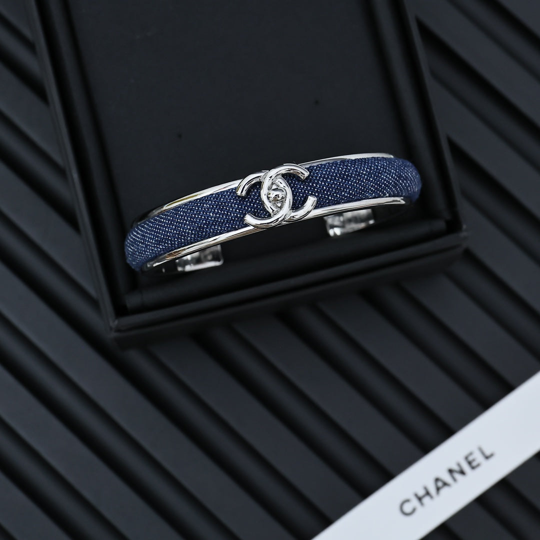 LuxluxHouse Best Quality Accessories Bracelet Bracelet Earrings Chanel Earrings