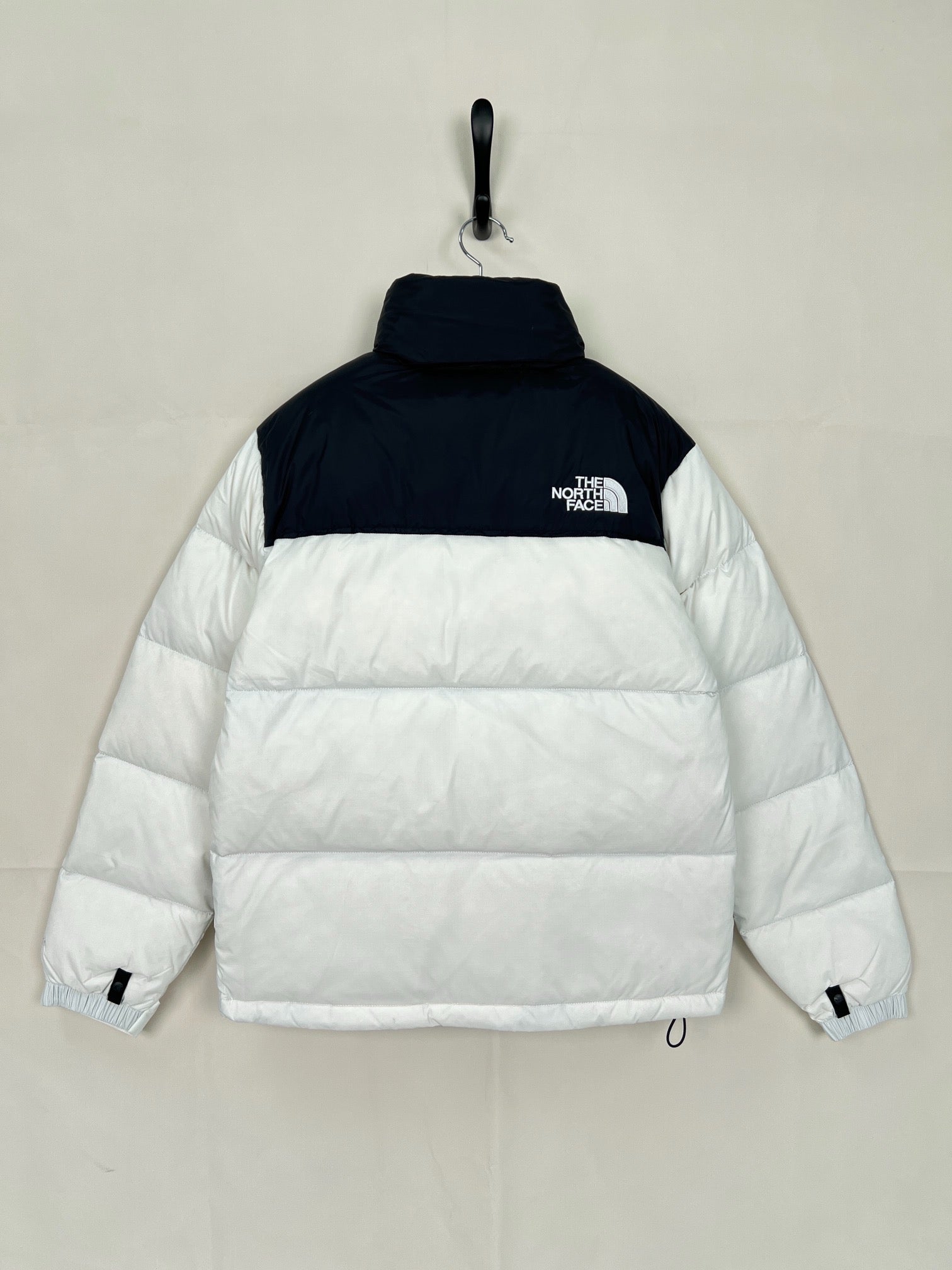 LuxluxHouse Best Quality Clothes The North Face & MLB Coats & Jackets