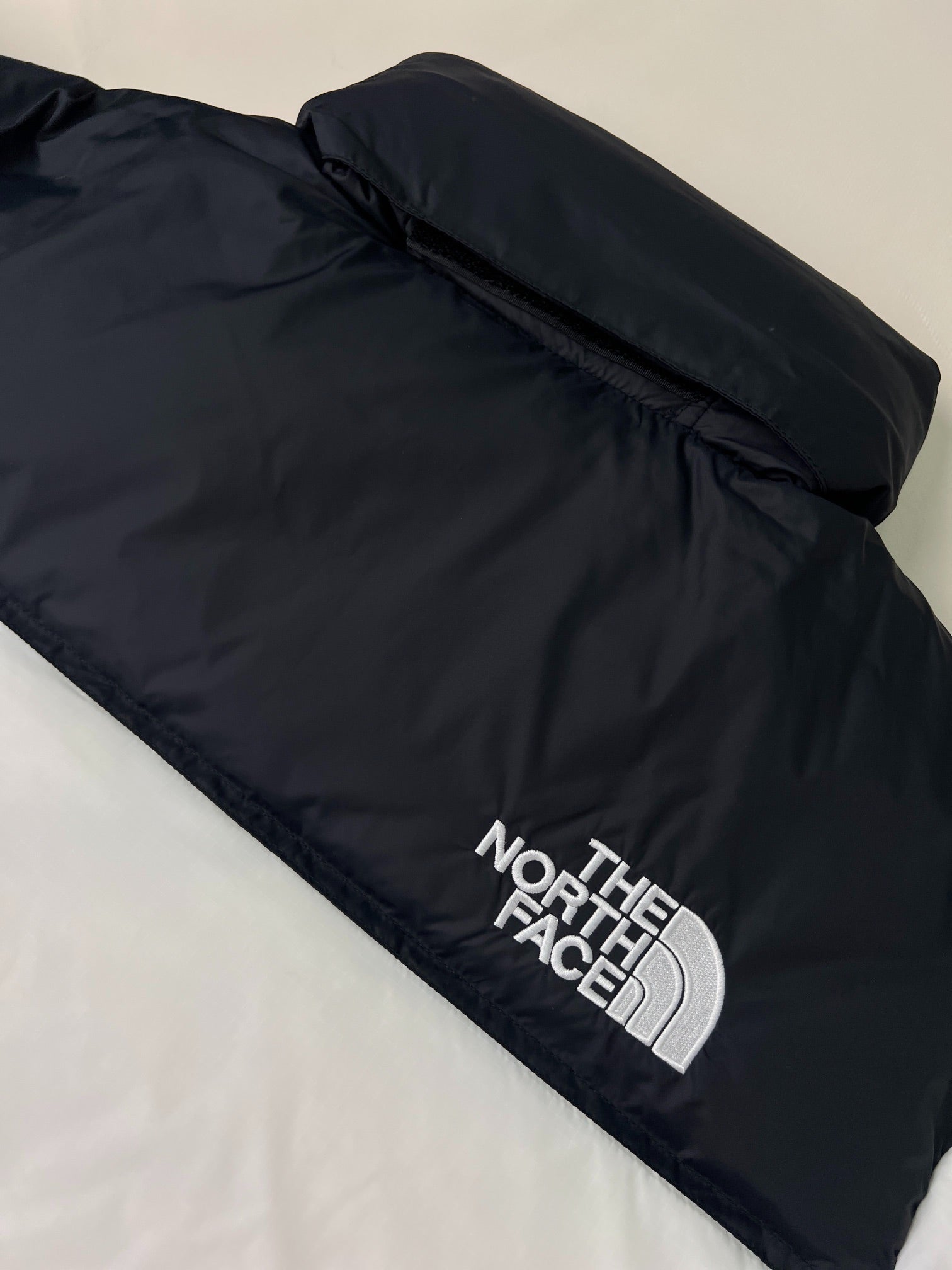 LuxluxHouse Best Quality Clothes The North Face & MLB Coats & Jackets