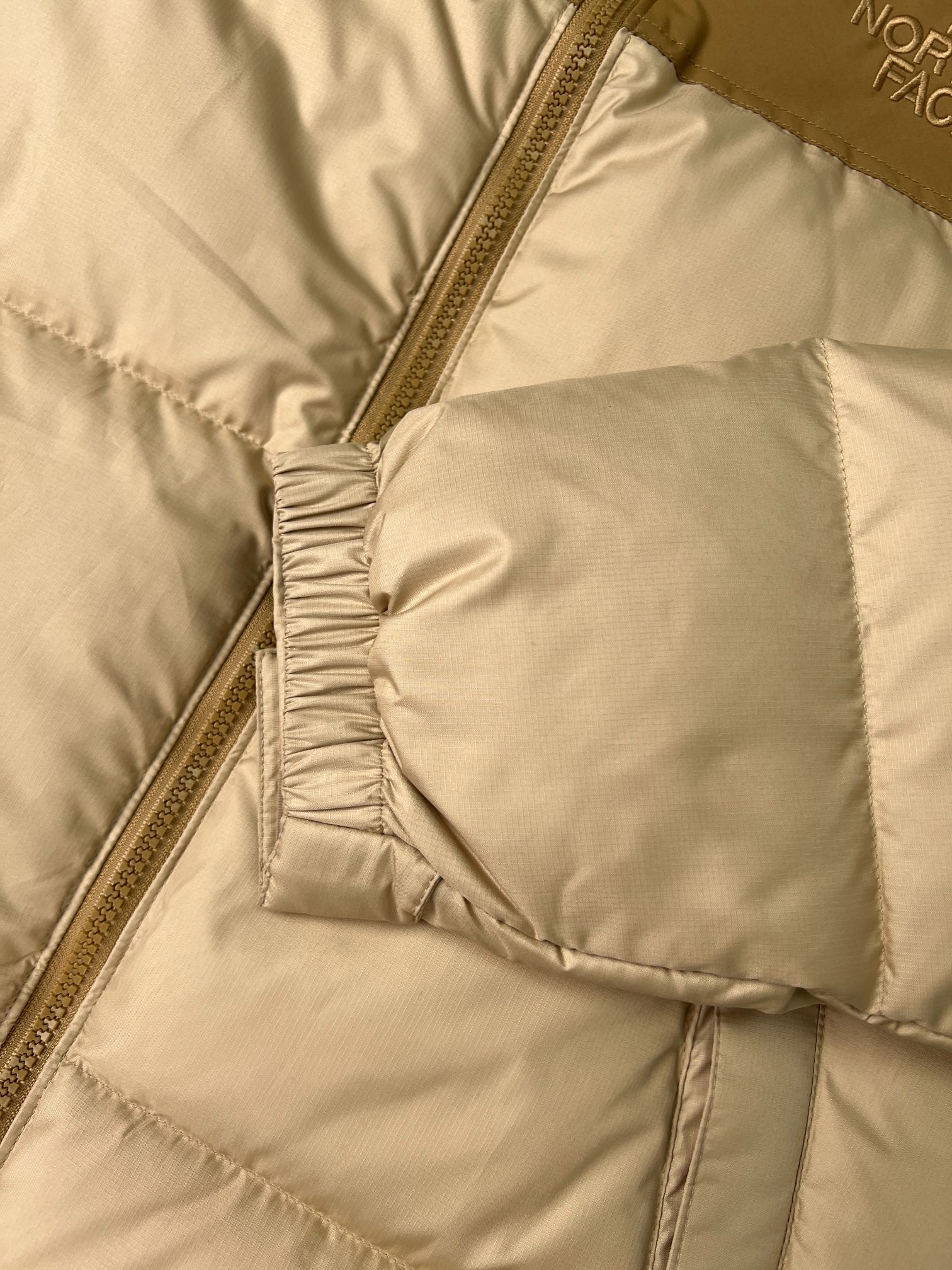 LuxluxHouse Best Quality Clothes The North Face & MLB Coats & Jackets