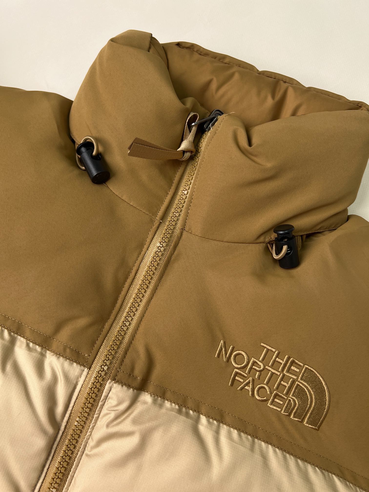 LuxluxHouse Best Quality Clothes The North Face & MLB Coats & Jackets