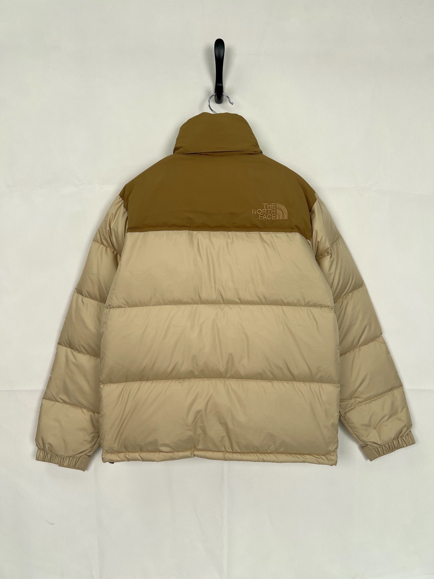 LuxluxHouse Best Quality Clothes The North Face & MLB Coats & Jackets
