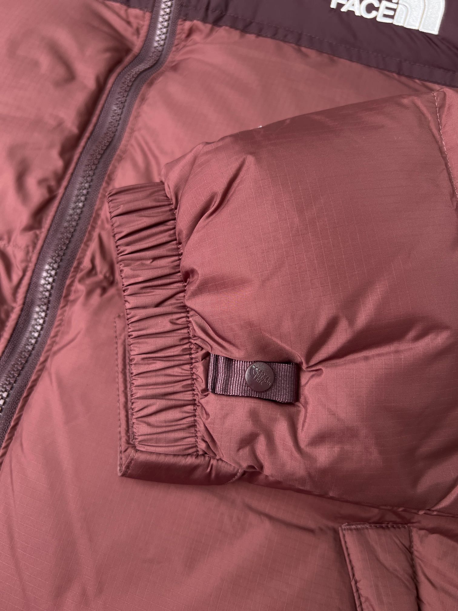 LuxluxHouse Best Quality Clothes The North Face & MLB Coats & Jackets