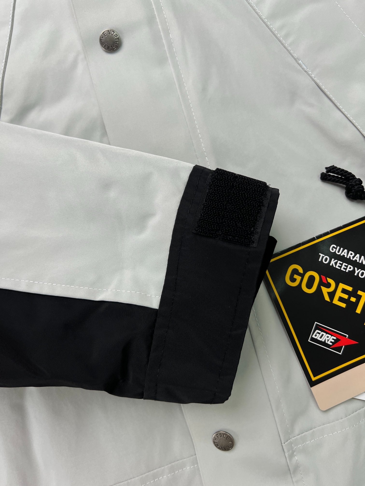 LuxluxHouse Best Quality Clothes The North Face & MLB Coats & Jackets