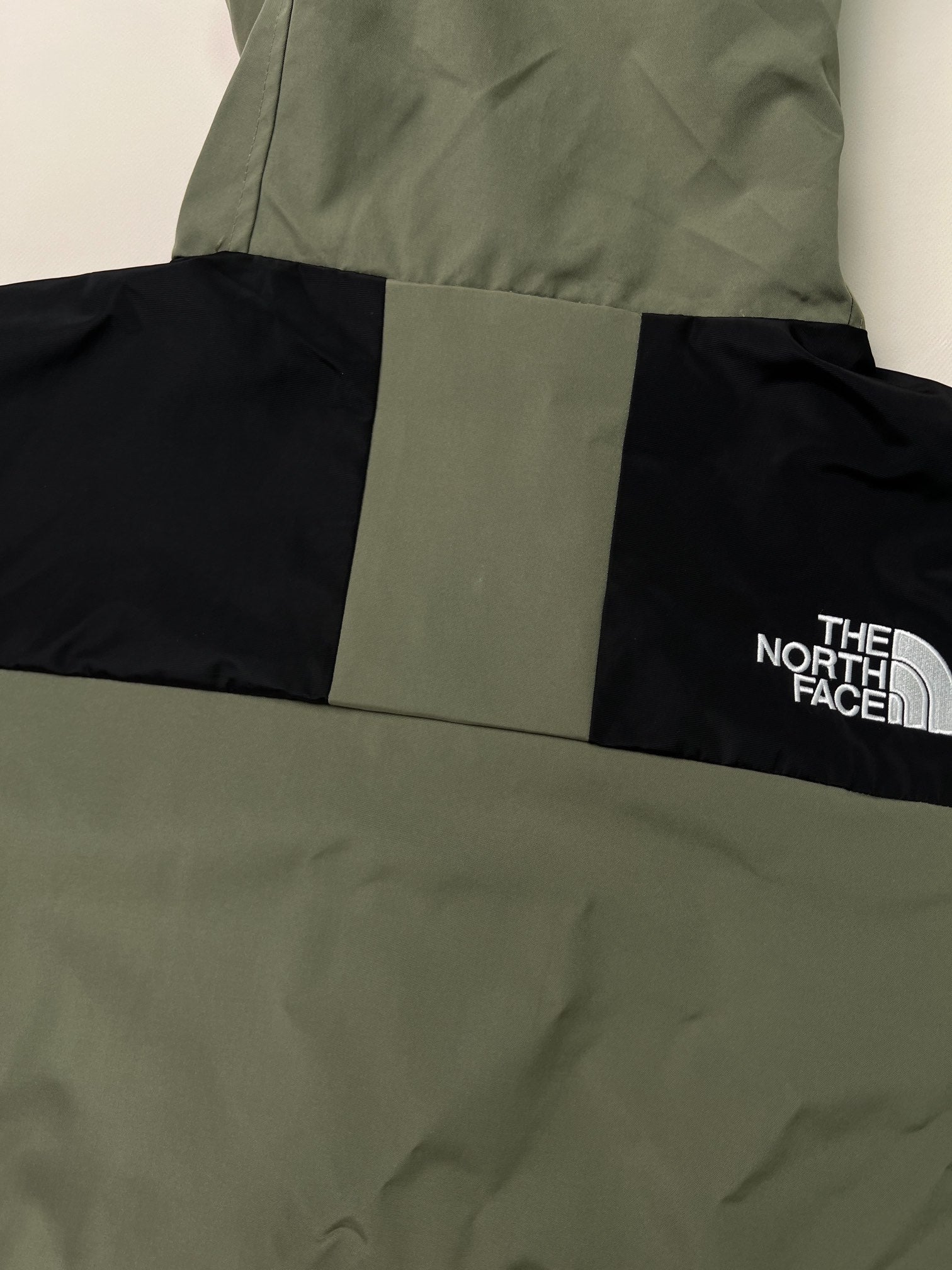 LuxluxHouse Best Quality Clothes The North Face & MLB Coats & Jackets