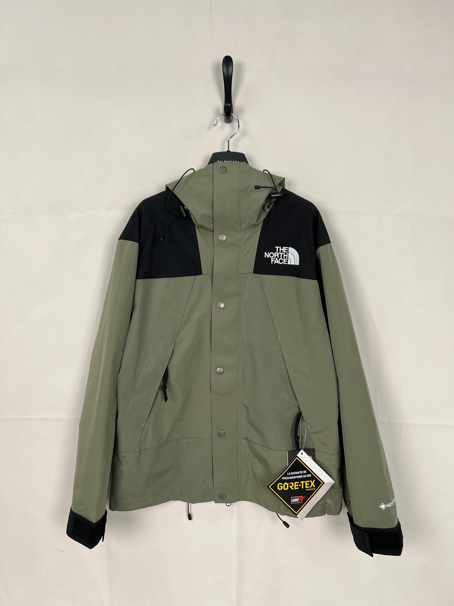 LuxluxHouse Best Quality Clothes The North Face & MLB Coats & Jackets