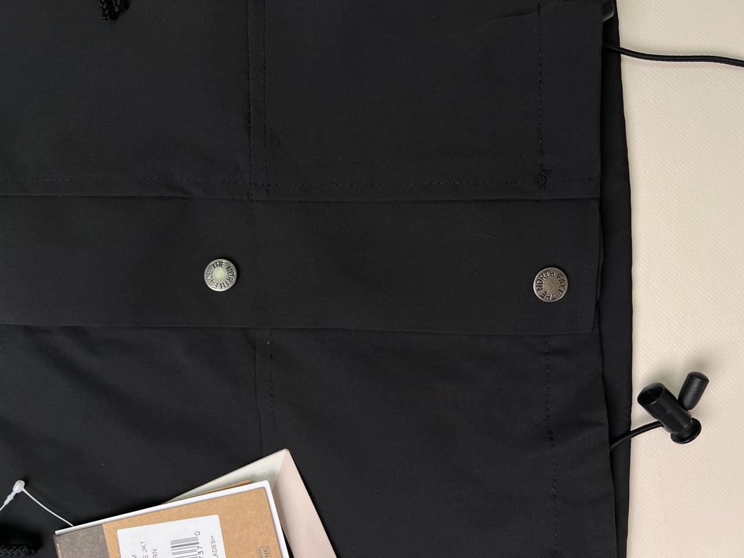 LuxluxHouse Best Quality Clothes The North Face & MLB Coats & Jackets