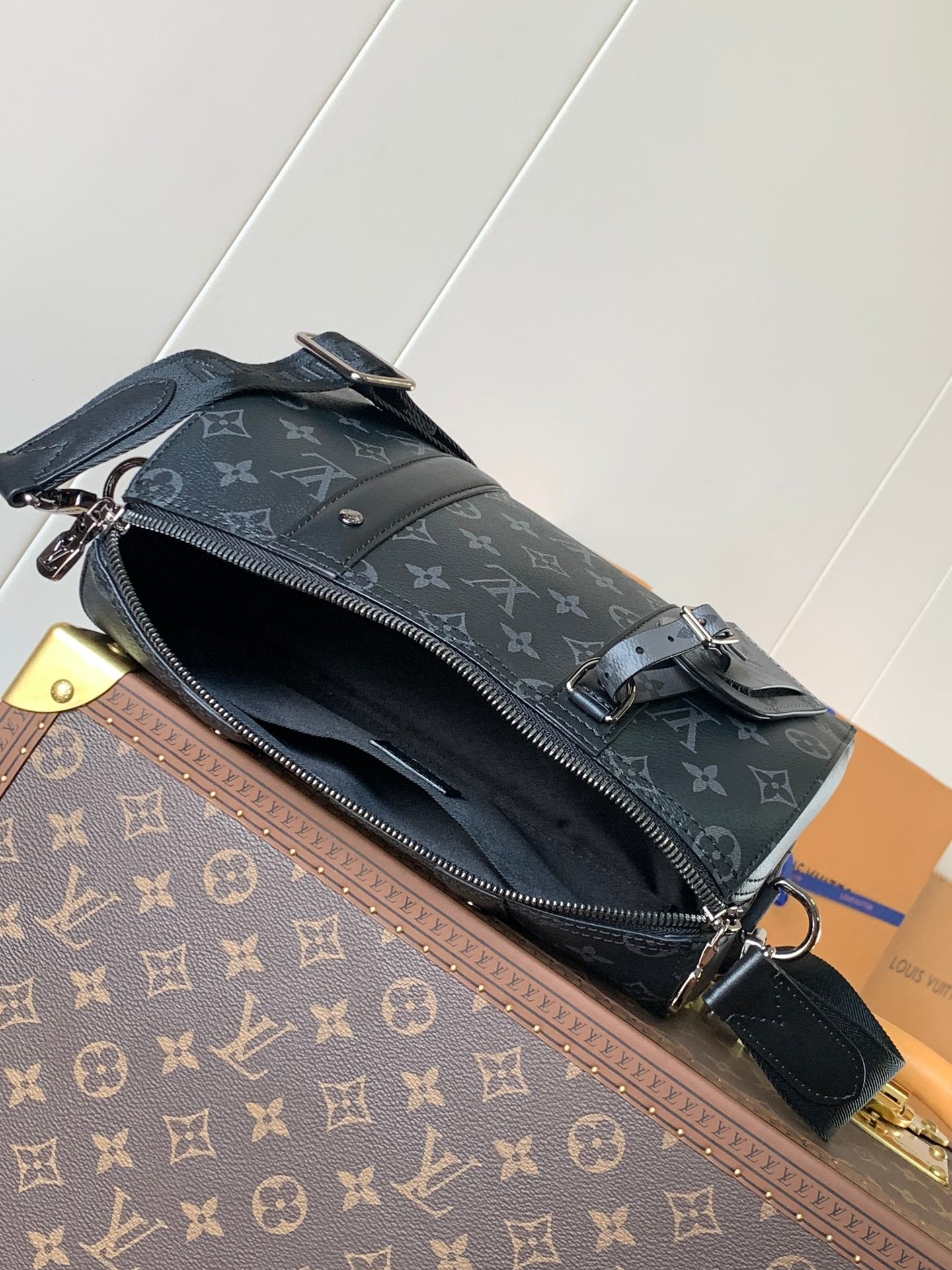 LuxluxHouse Best Quality Bags Louis Vuitton Men