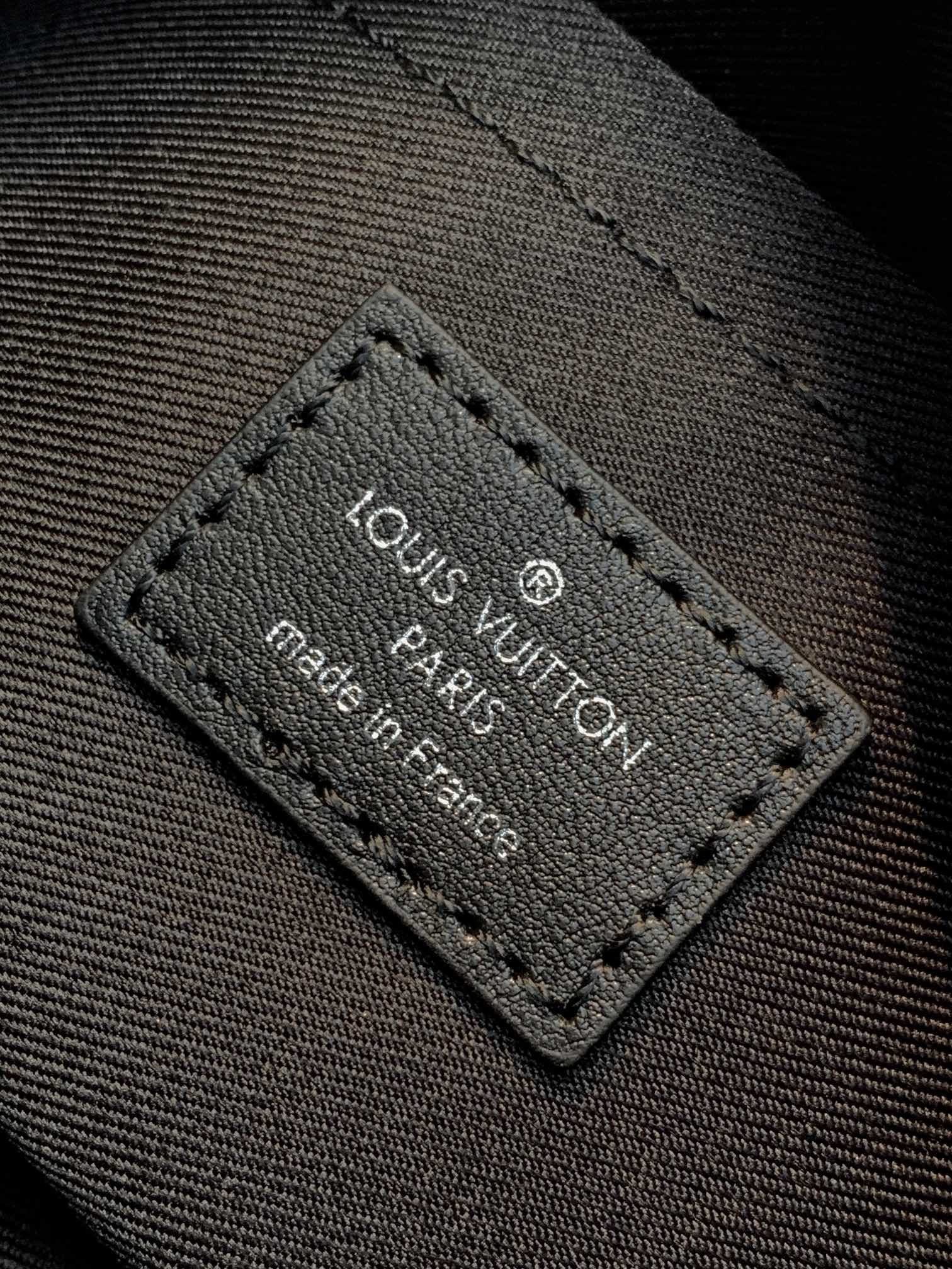 LuxluxHouse Best Quality Bags Louis Vuitton Men