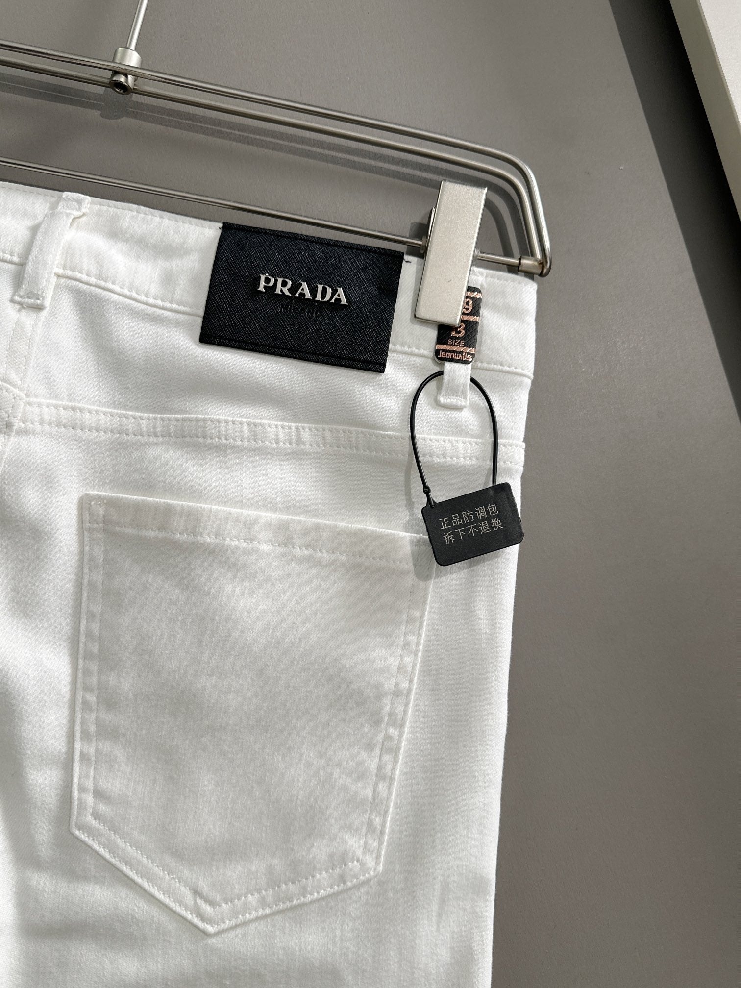 LuxluxHouse Best Quality Clothes Pants Prada
