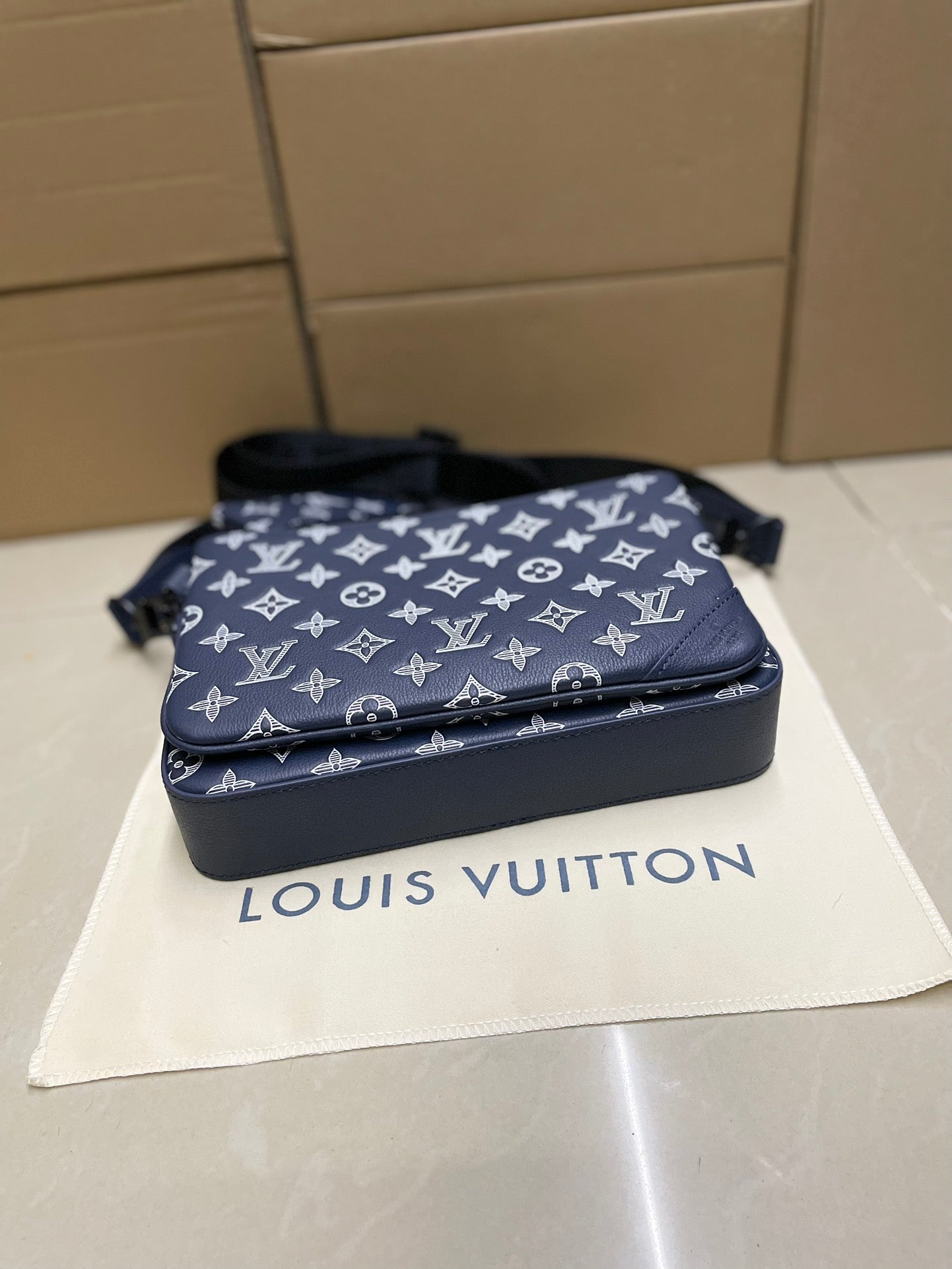LuxluxHouse Best Quality Bags Louis Vuitton Women Men